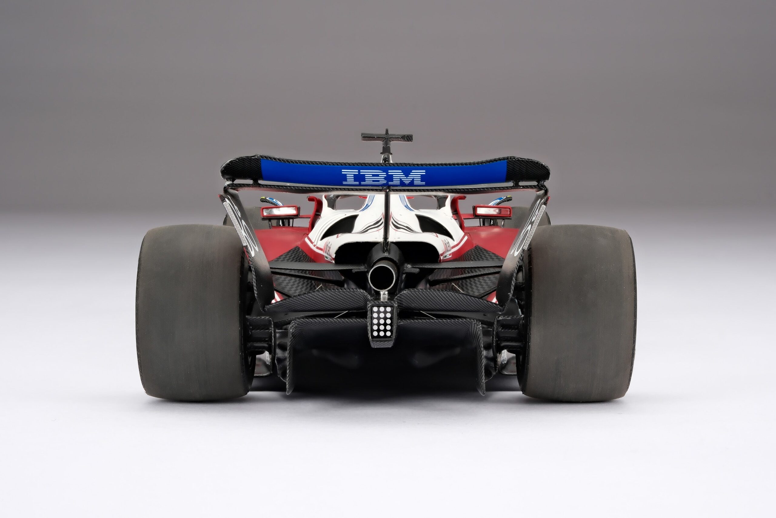 Amalgam Ferrari SF-25 2025 Italian Grand Prix - Charles Leclerc - Rot | 1:18 – Bild 13