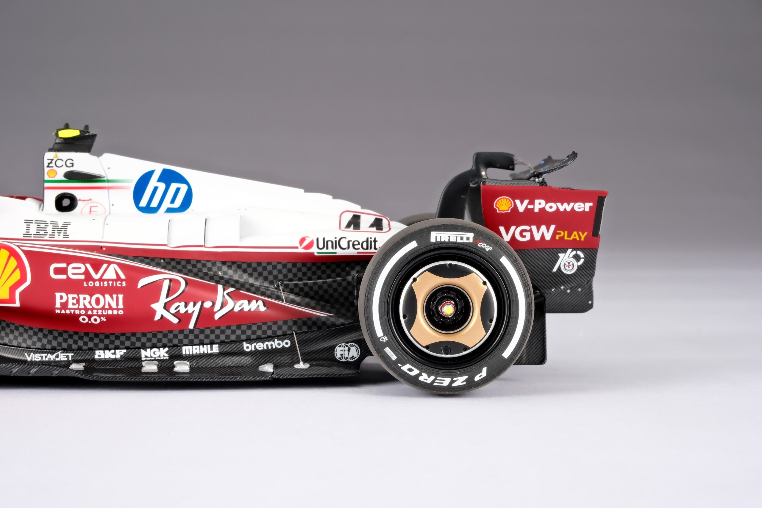 Amalgam Ferrari SF-25 2025 Italian Grand Prix - Lewis Hamilton - Rot | 1:18 – Bild 16