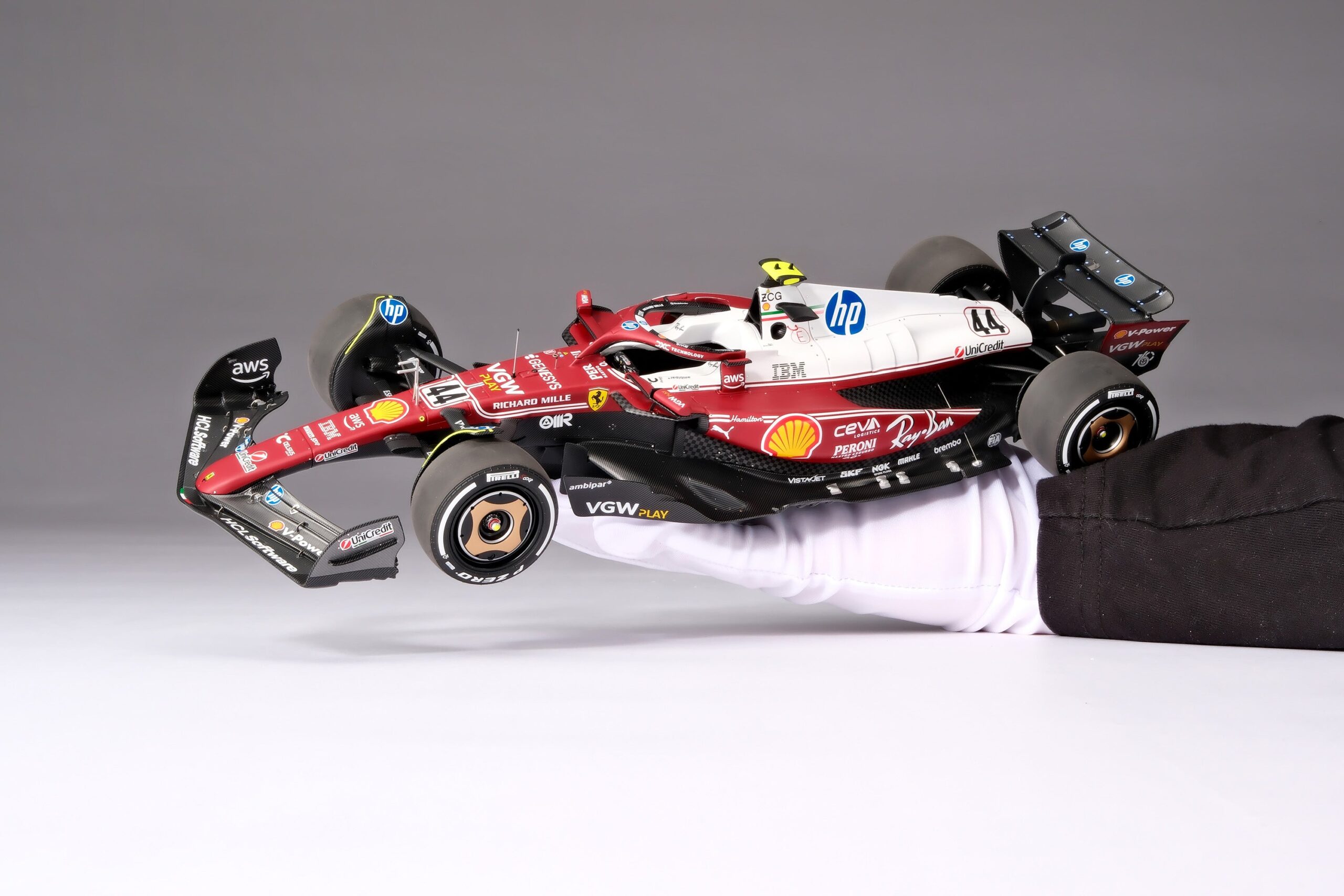 Amalgam Ferrari SF-25 2025 Italian Grand Prix - Lewis Hamilton - Rot | 1:18 – Bild 4