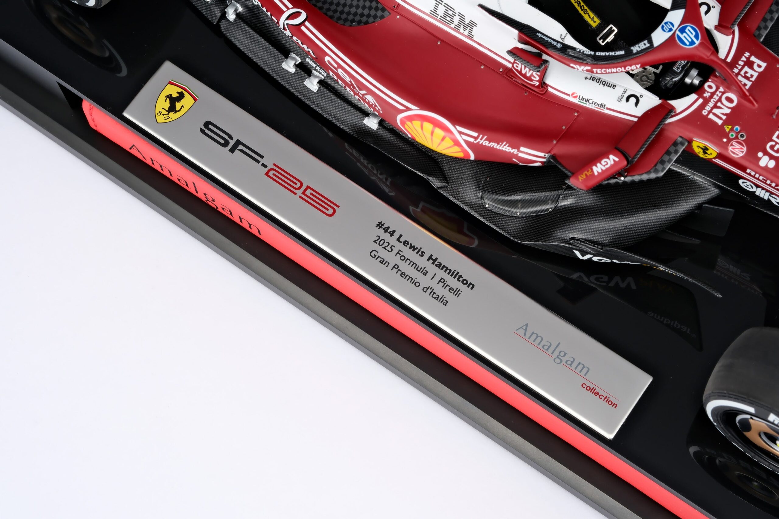 Amalgam Ferrari SF-25 2025 Italian Grand Prix - Lewis Hamilton - Rot | 1:18 – Bild 18