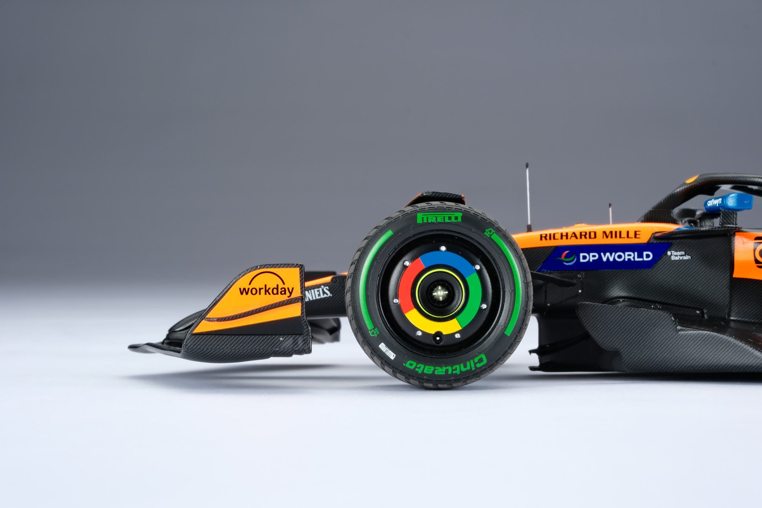 Amalgam McLaren MCL39 2025 Australian Grand Prix - Orange | 1:18 – Bild 26