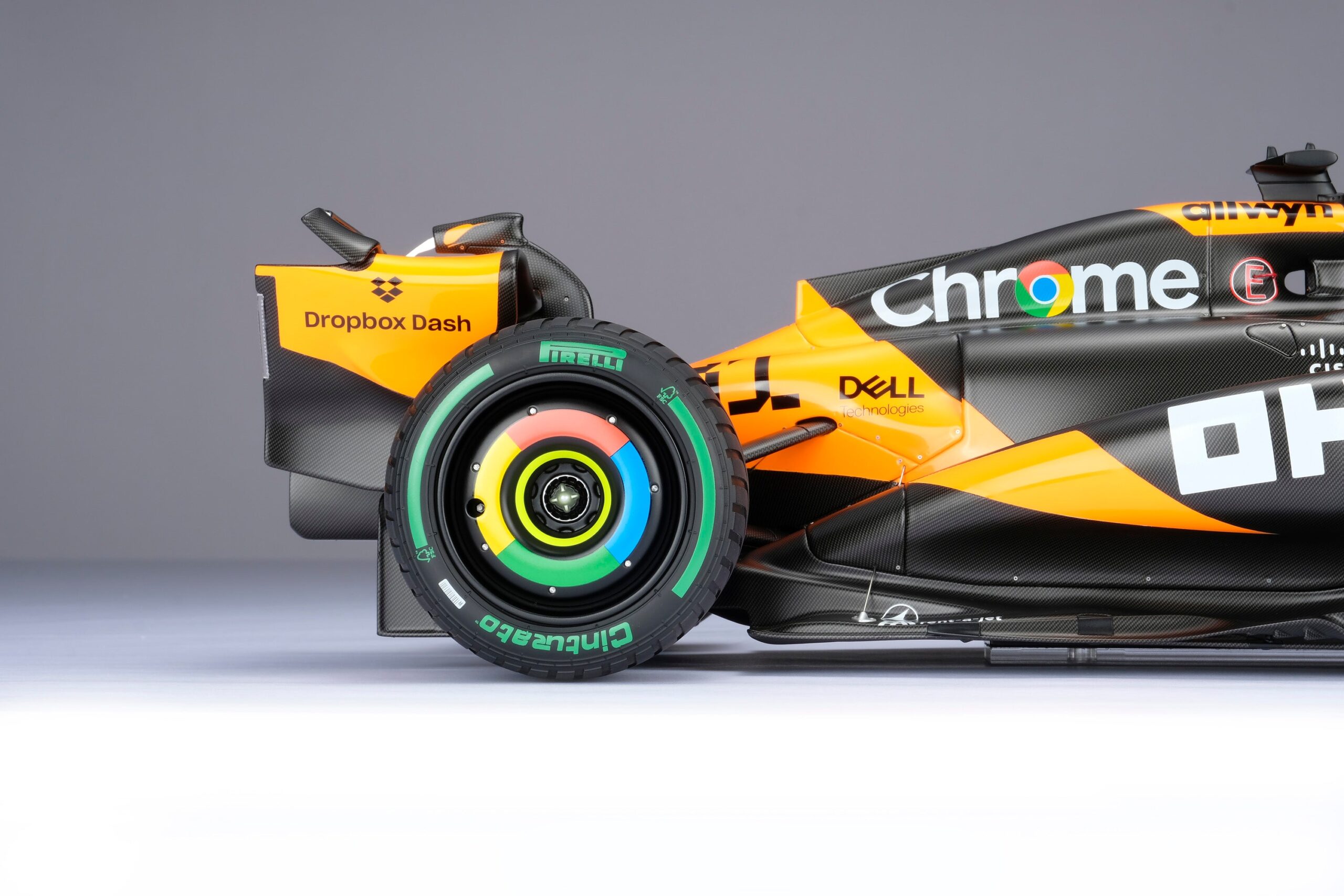 Amalgam McLaren MCL39 2025 Australian Grand Prix - Papaya-Orange | 1:8 - Image 11