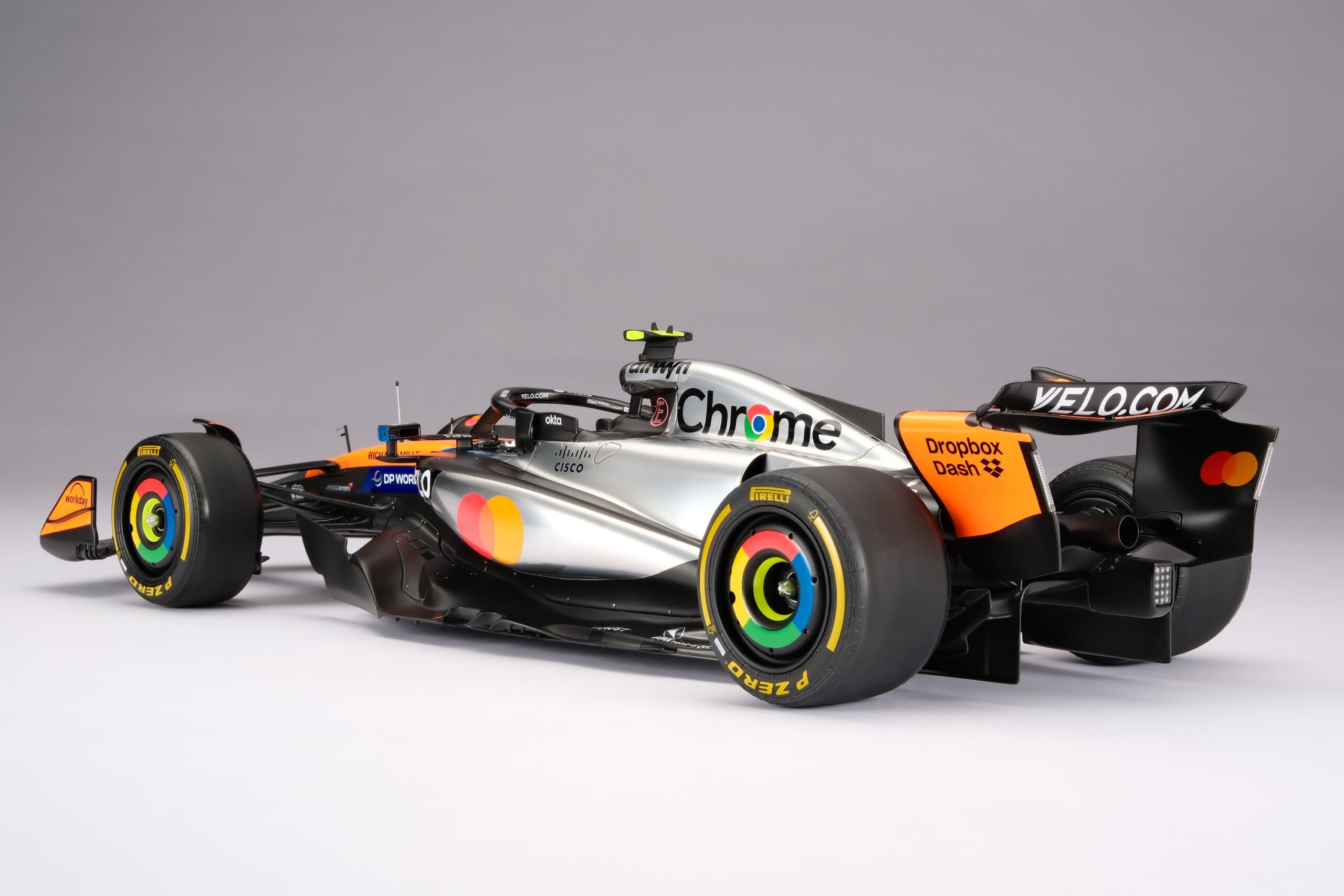 Amalgam McLaren MCL39 2025 British Grand Prix - Chrom / Orange | 1:8 - Image 13
