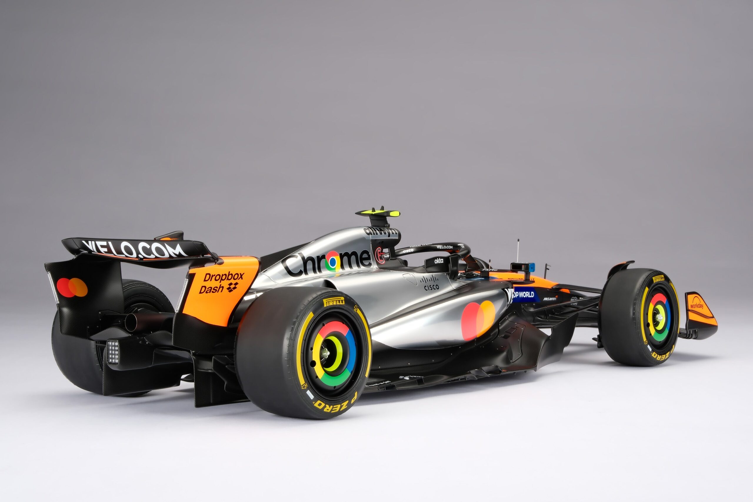 Amalgam McLaren MCL39 2025 British Grand Prix - Chrom / Orange | 1:8 - Image 16