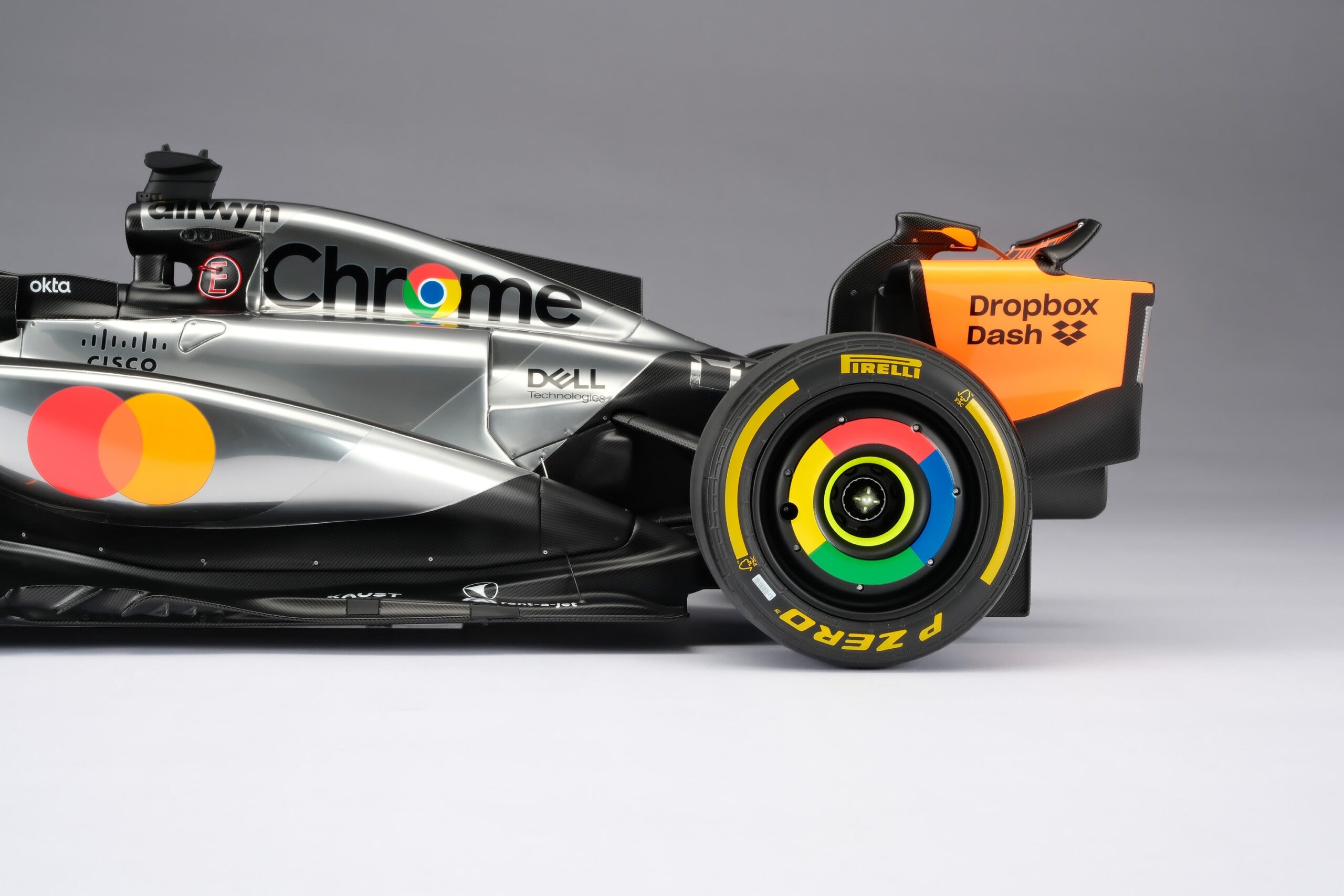 Amalgam McLaren MCL39 2025 British Grand Prix - Chrom / Orange | 1:8 - Image 31