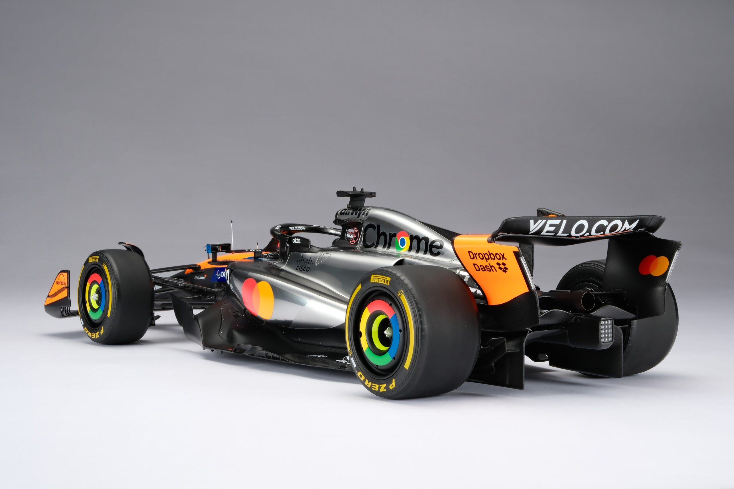 Amalgam McLaren MCL39 2025 British Grand Prix - Chrom / Orange | 1:8 - Image 32