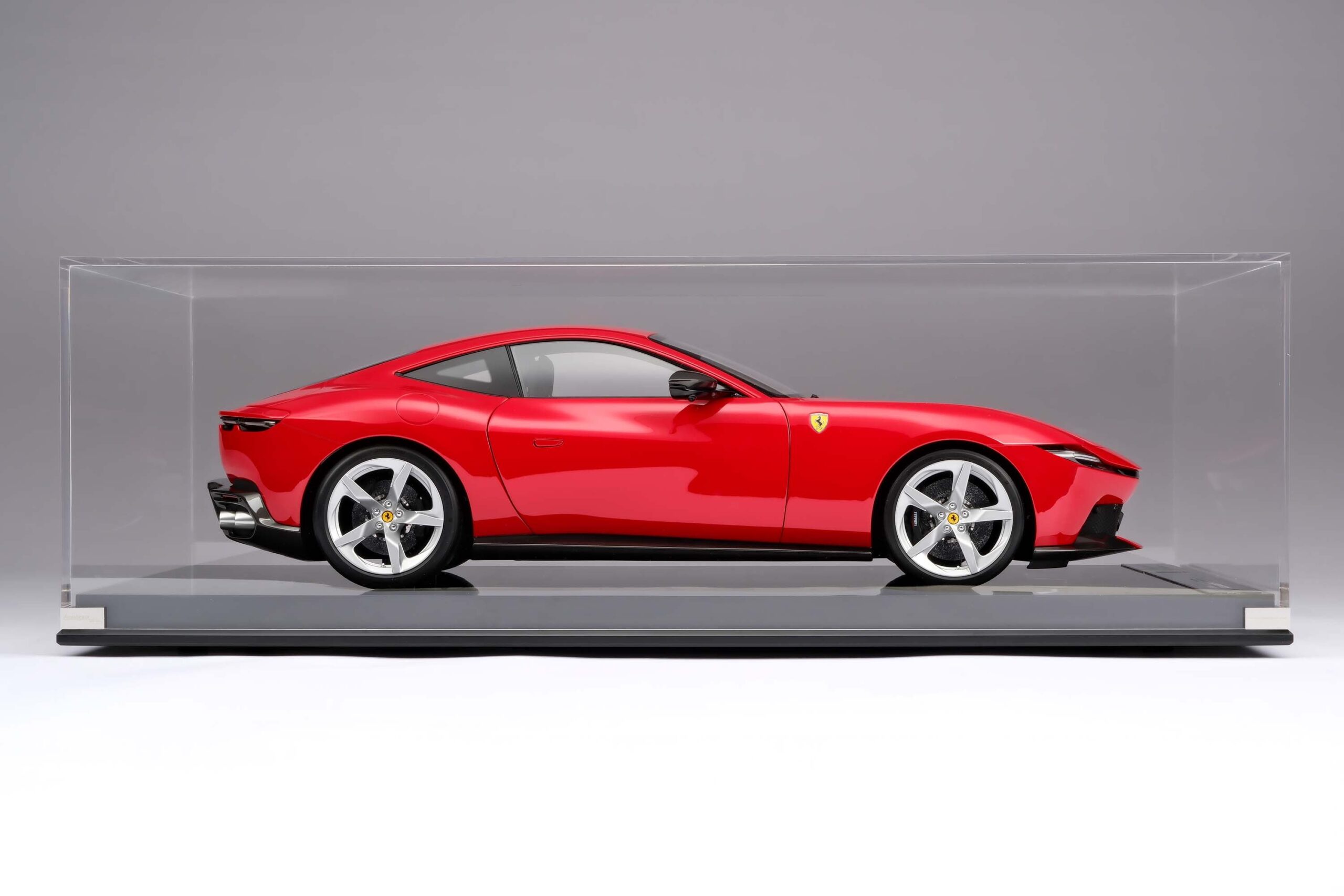 Amalgam Ferrari Amalfi (2026) - Rot | 1:8 - Image 16