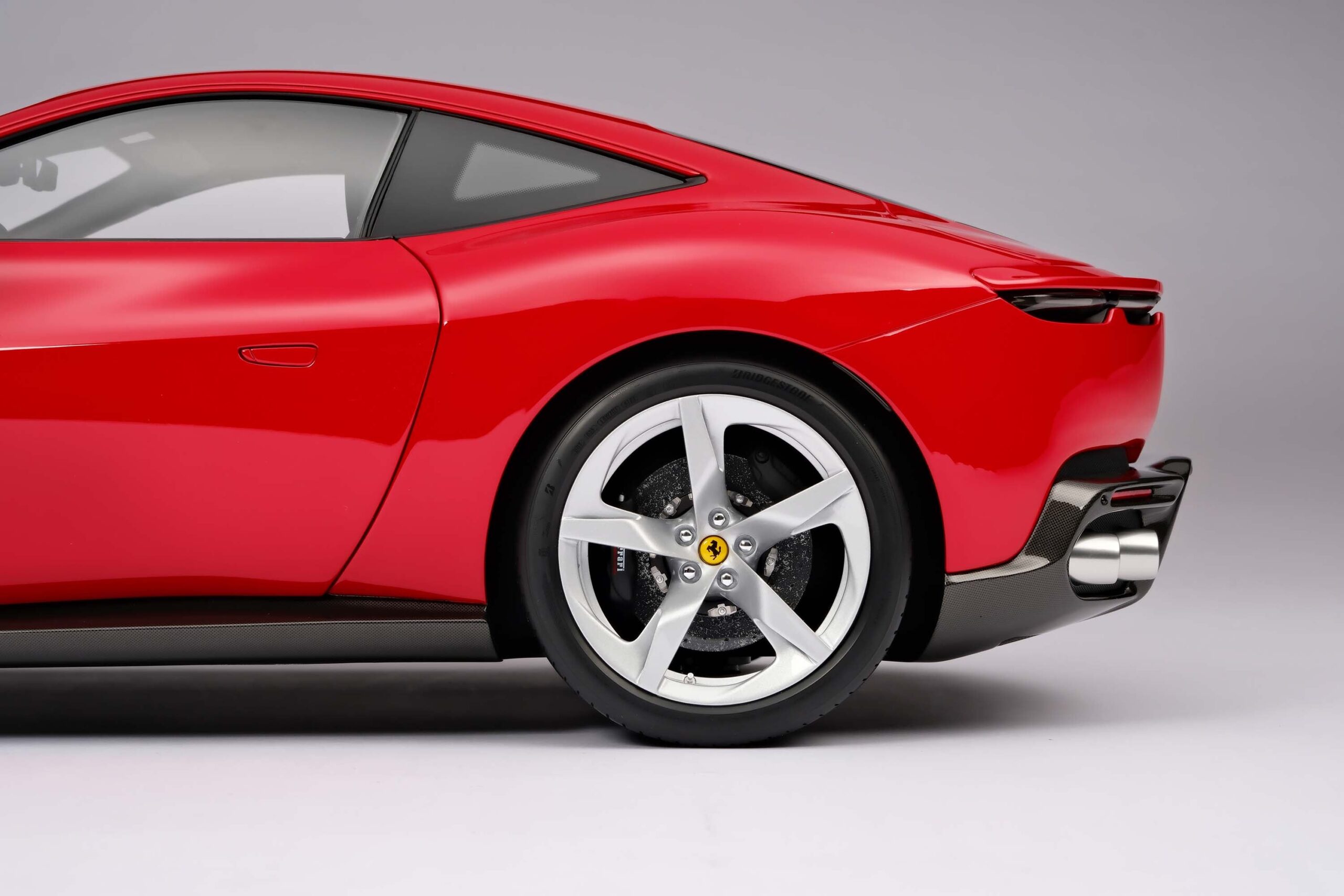 Amalgam Ferrari Amalfi (2026) - Rot | 1:8 - Image 21