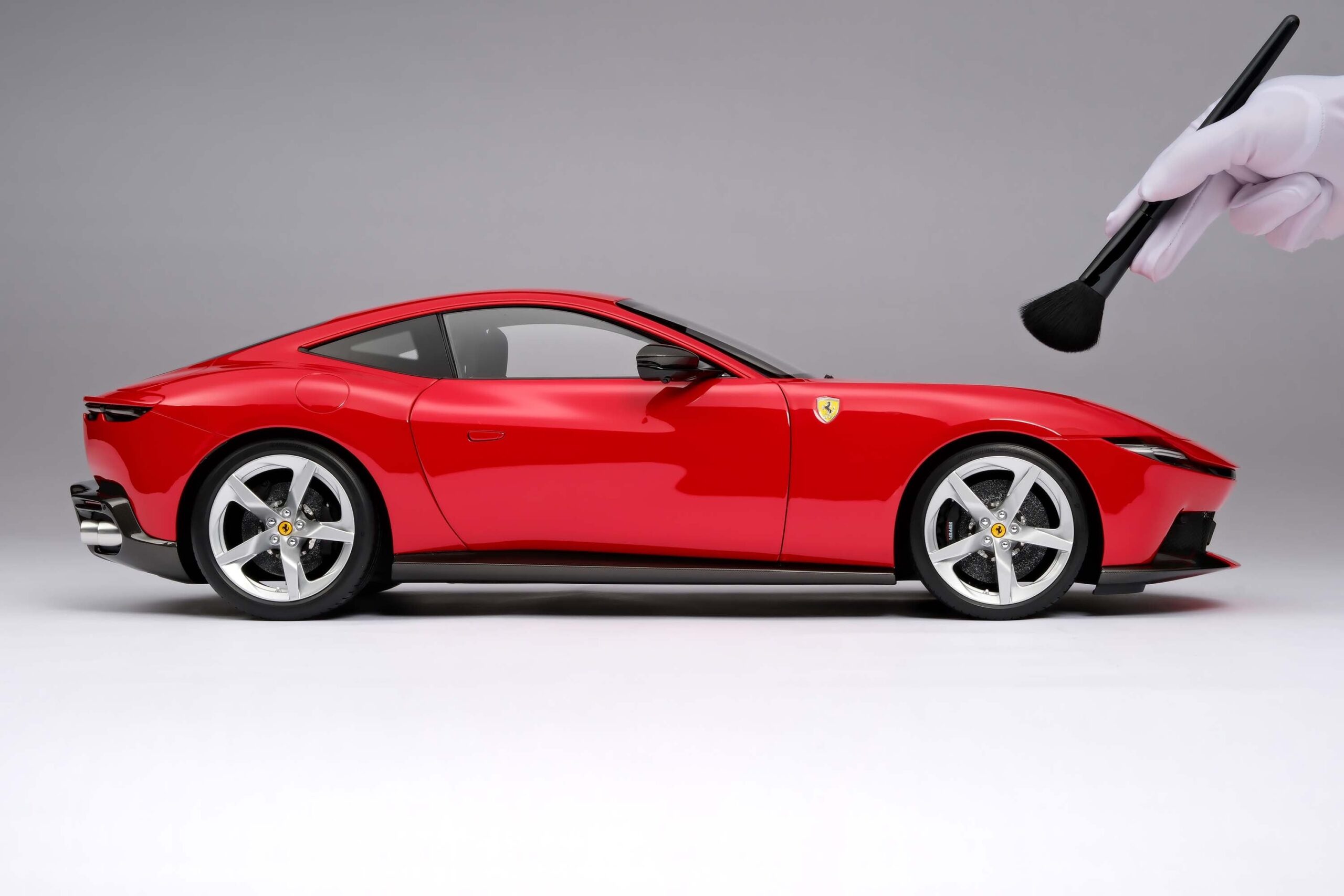 Amalgam Ferrari Amalfi (2026) - Rot | 1:8 - Image 4