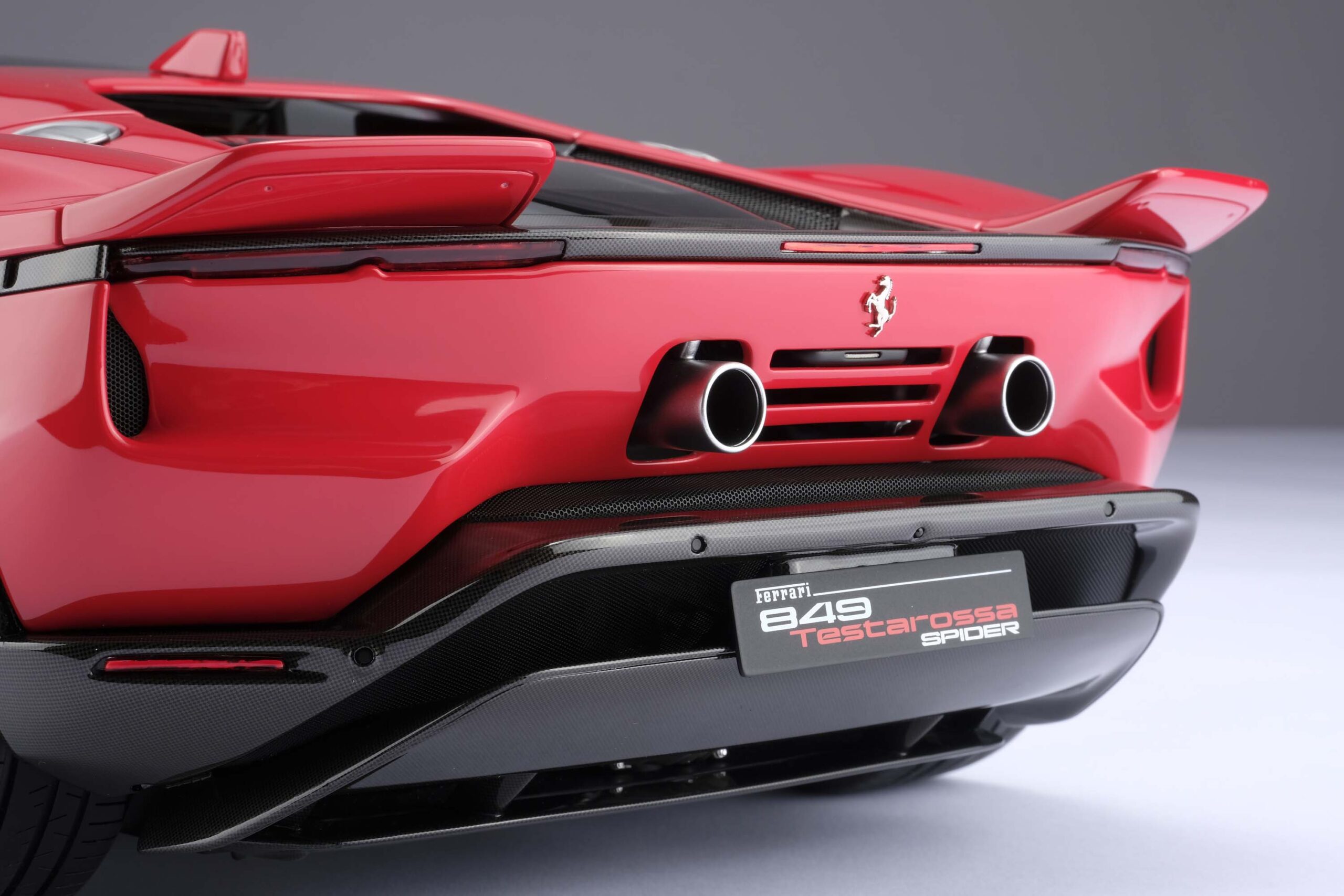 Amalgam Ferrari 849 Testarossa Spider (2026) - Rot | 1:8 - Image 19