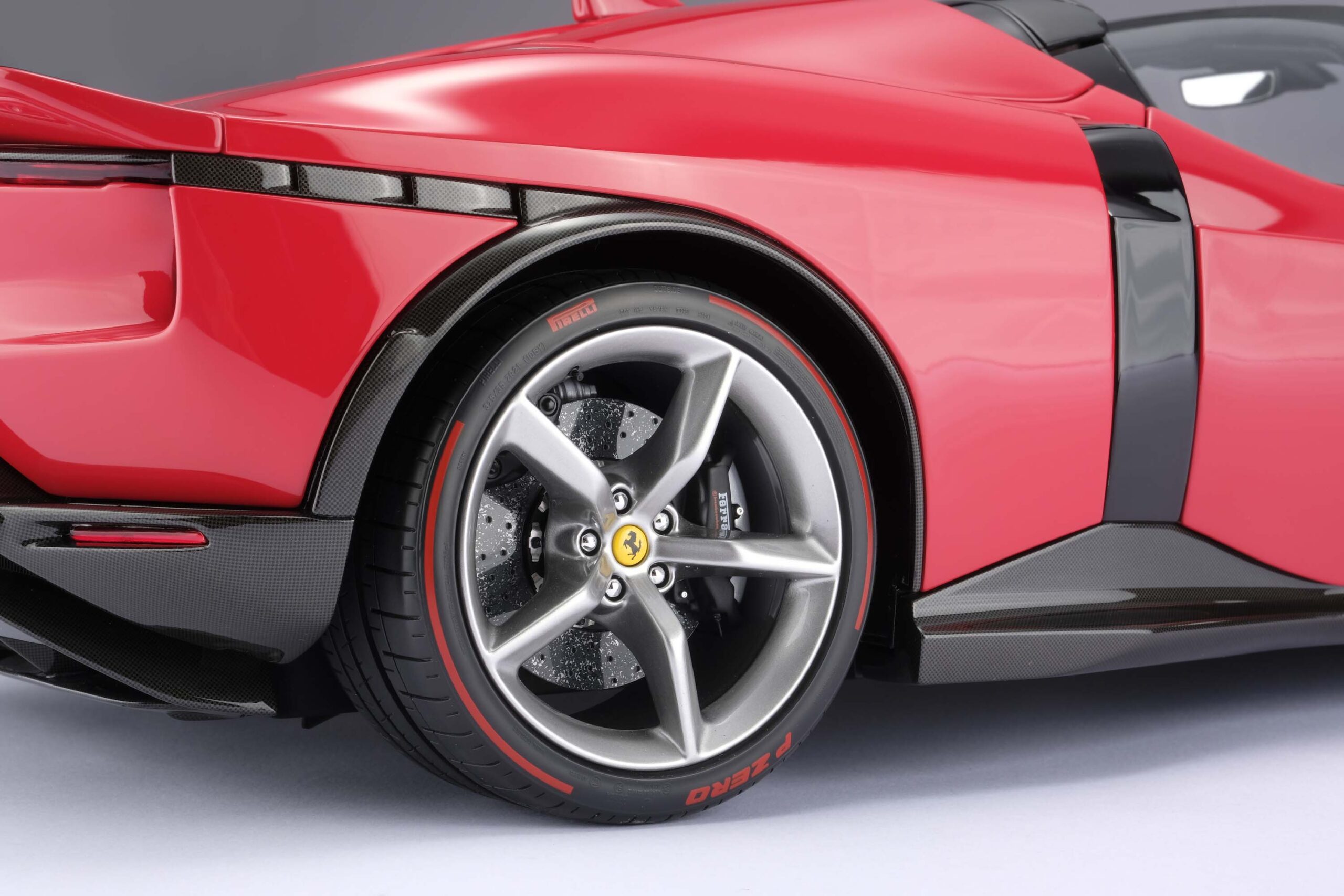 Amalgam Ferrari 849 Testarossa Spider (2026) - Rot | 1:8 - Image 25