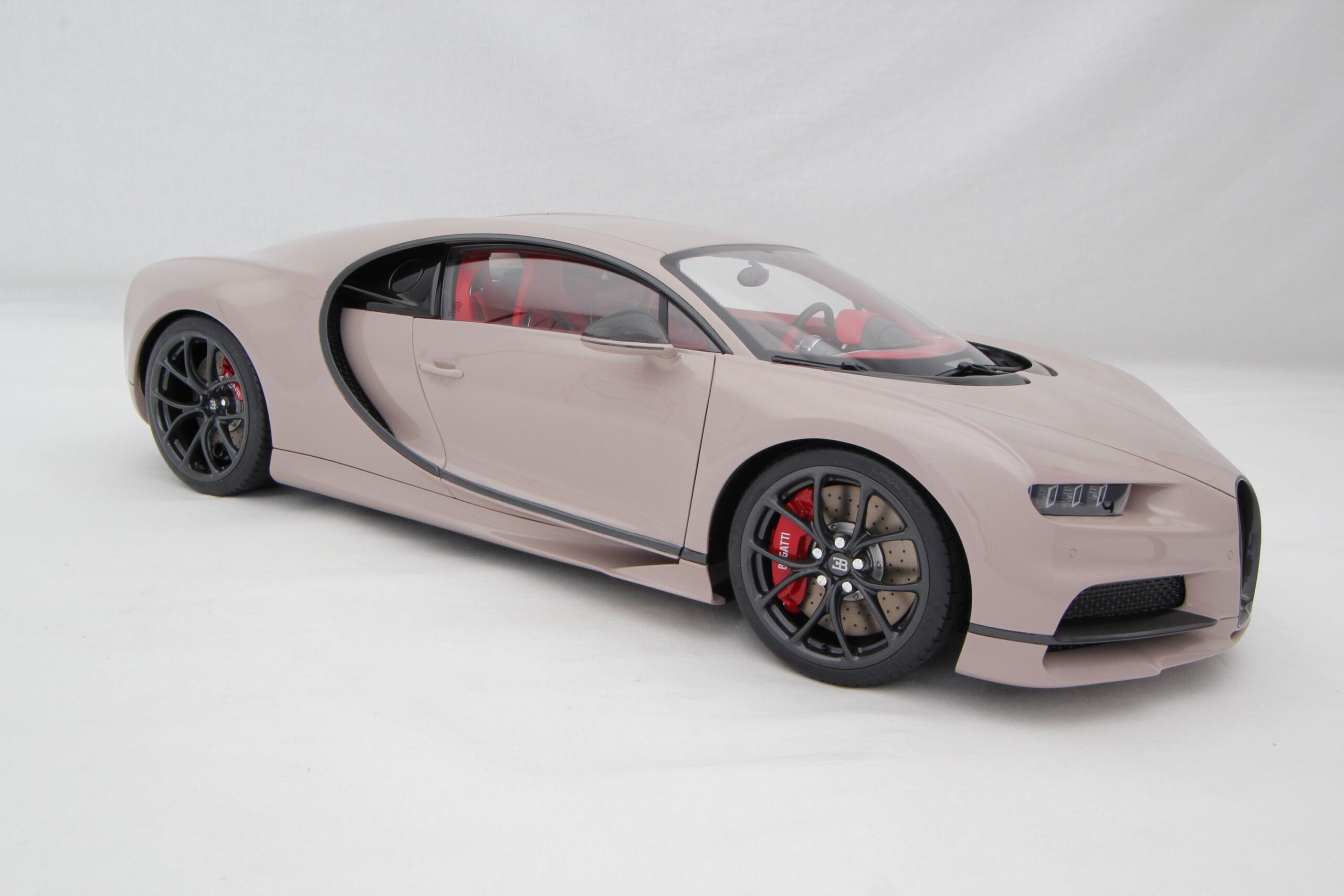 Amalgam Bugatti Chiron Tailor Made | 1:8 - Image 12