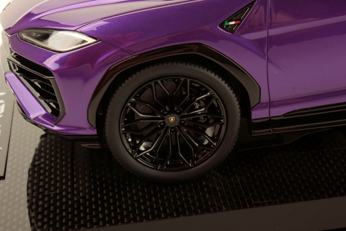 MR Collection Lamborghini Urus SE - Fading Effect | 1:18 – Bild 5