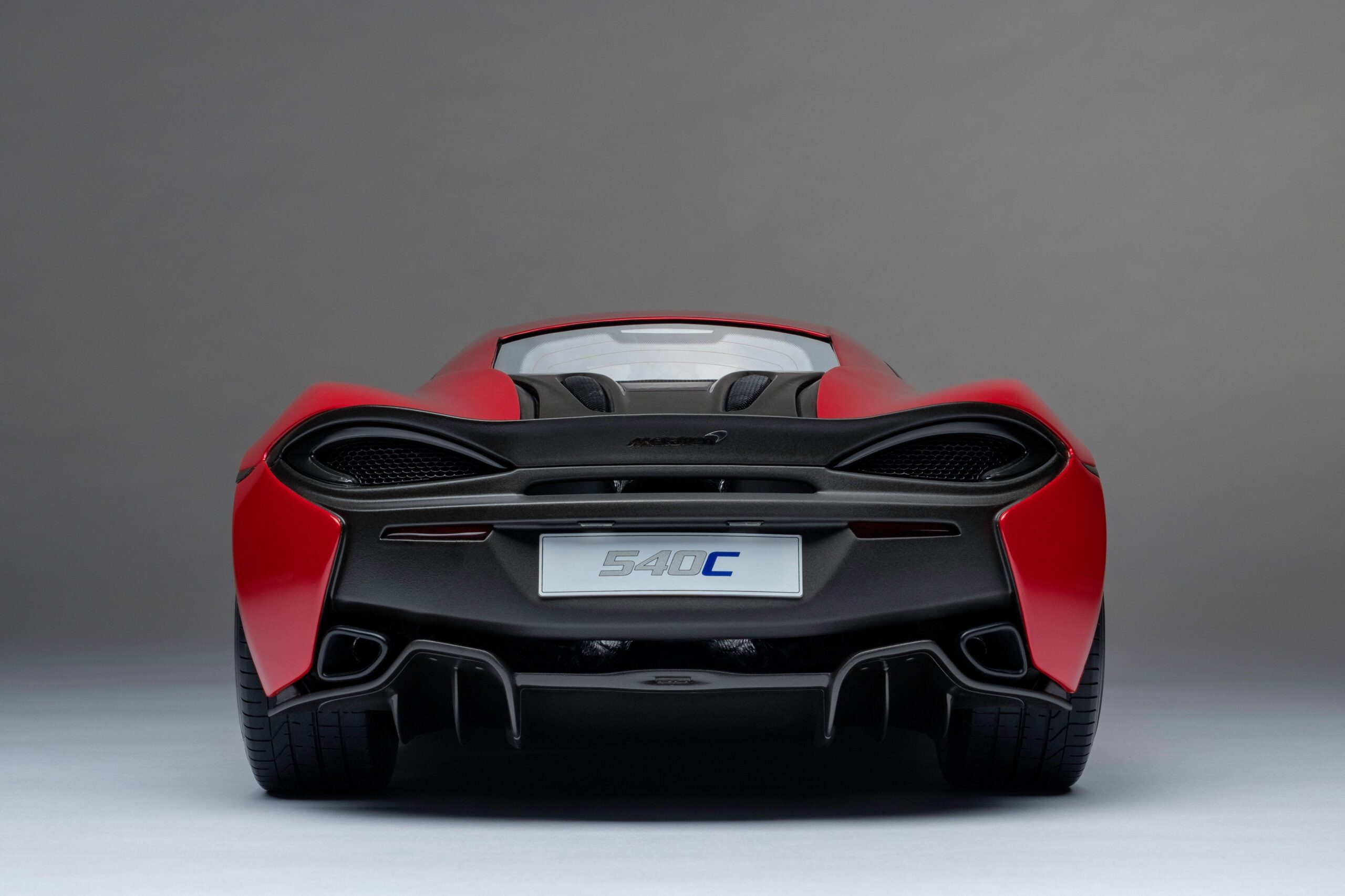Amalgam McLaren 540C (2015) - Weiß | 1:8 – Bild 15