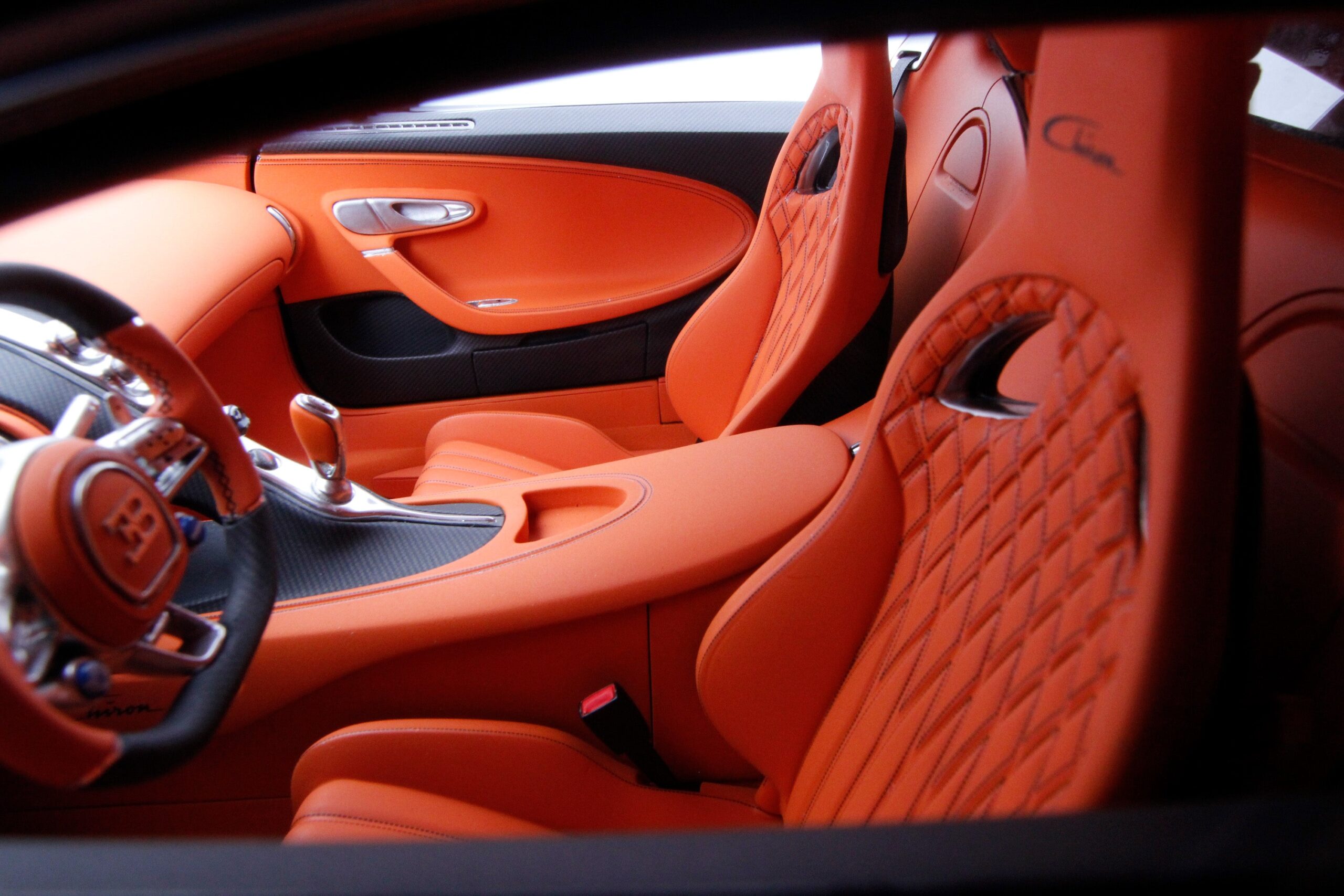 Amalgam Bugatti Chiron Tailor Made | 1:8 - Image 5