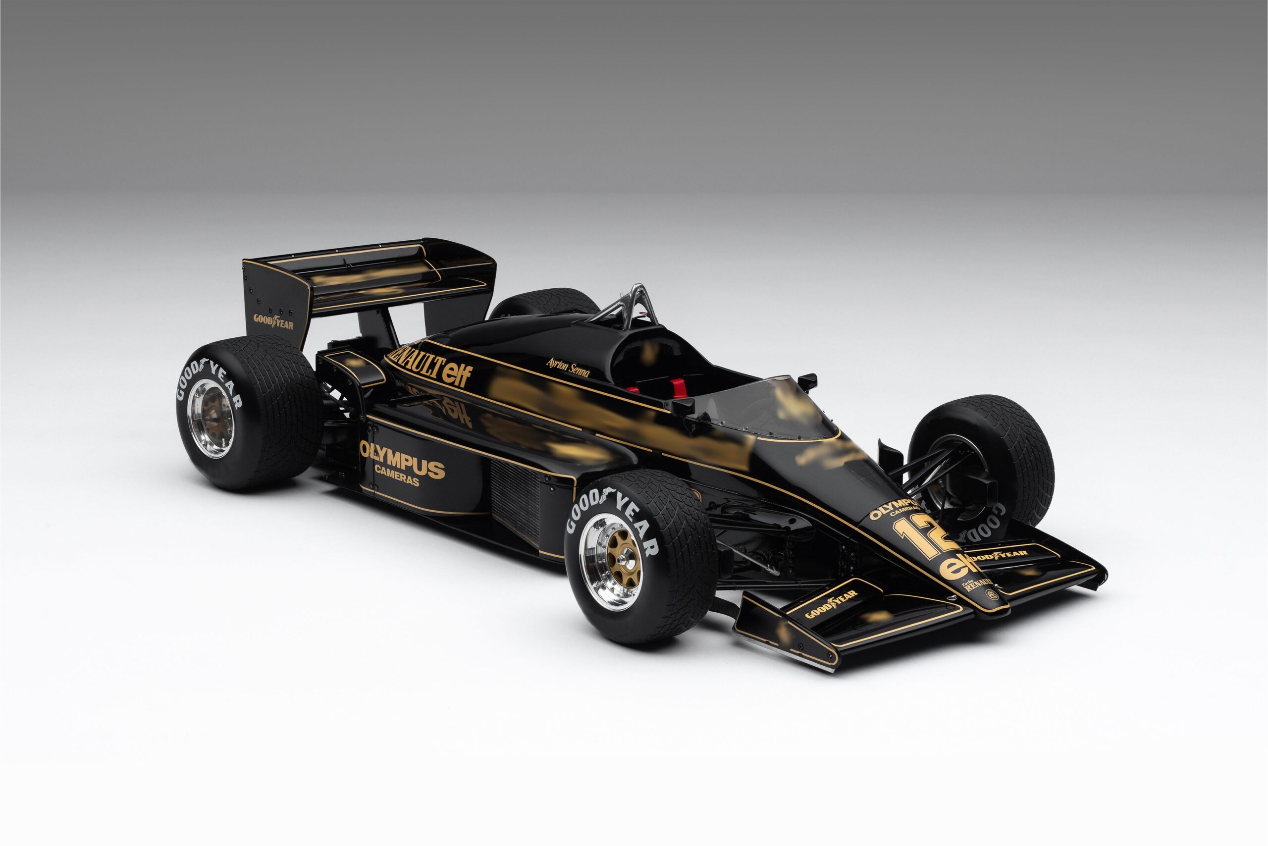 Amalgam Lotus 97T 1985 Portuguese Grand Prix Winner Ayrton Senna - Schwarz | 1:8 – Bild 6