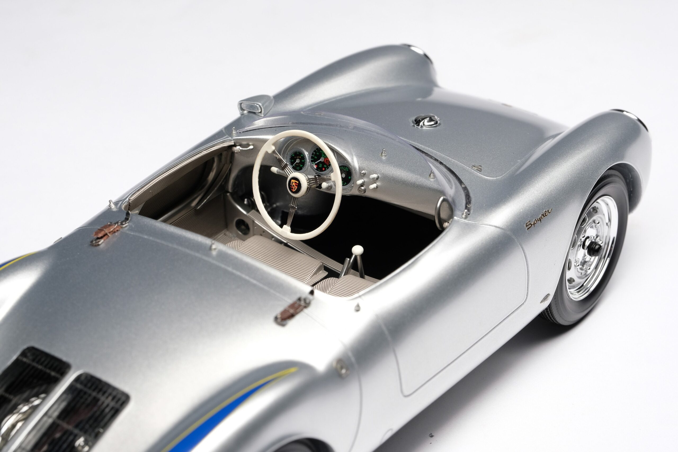 Amalgam Porsche 550 RS Spyder - Silber | 1:18 - Image 14