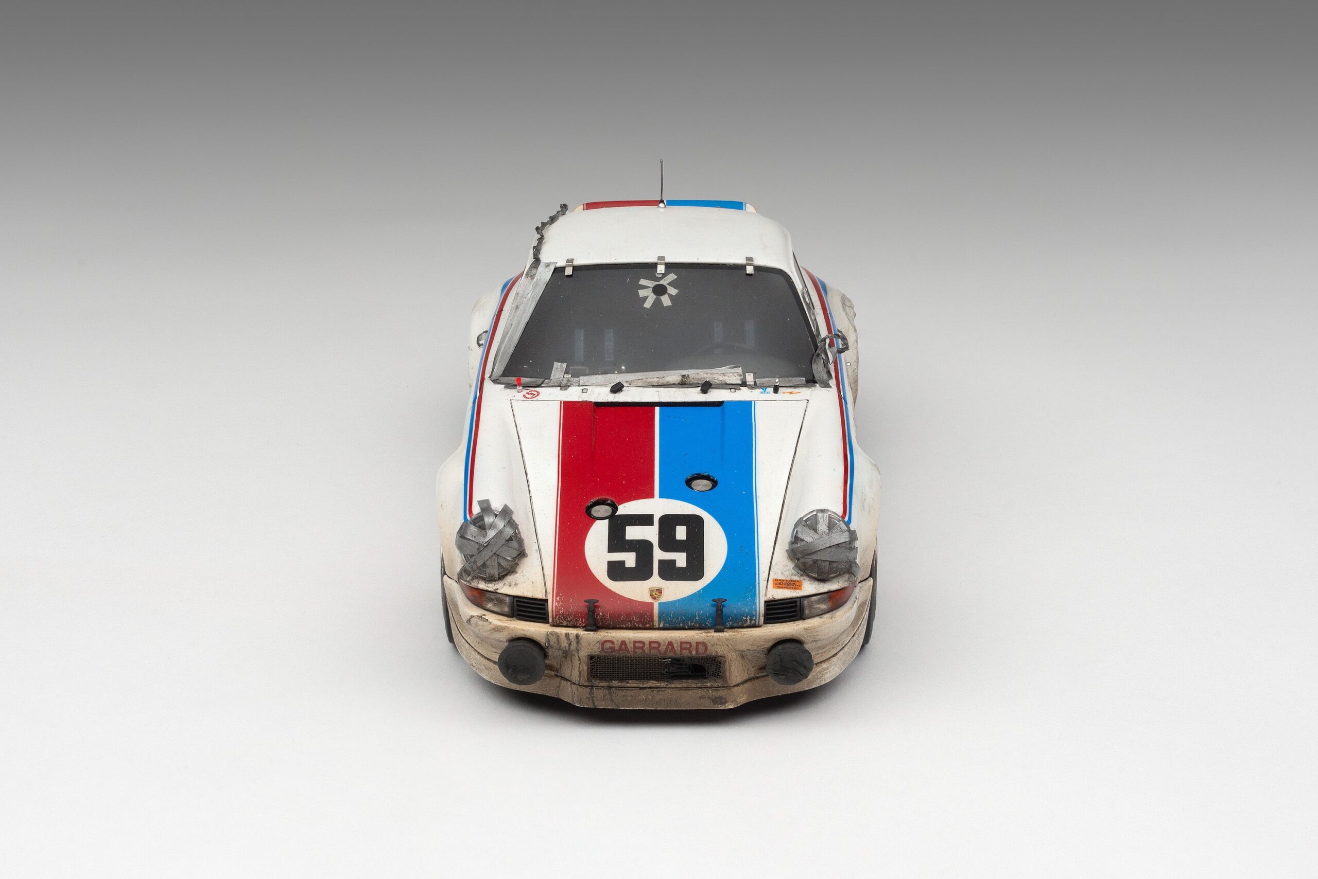 Amalgam Porsche 911 RSR 2.8 1973 Daytona Brumos Livery Race Weathered - Weiß | 1:18 – Bild 14
