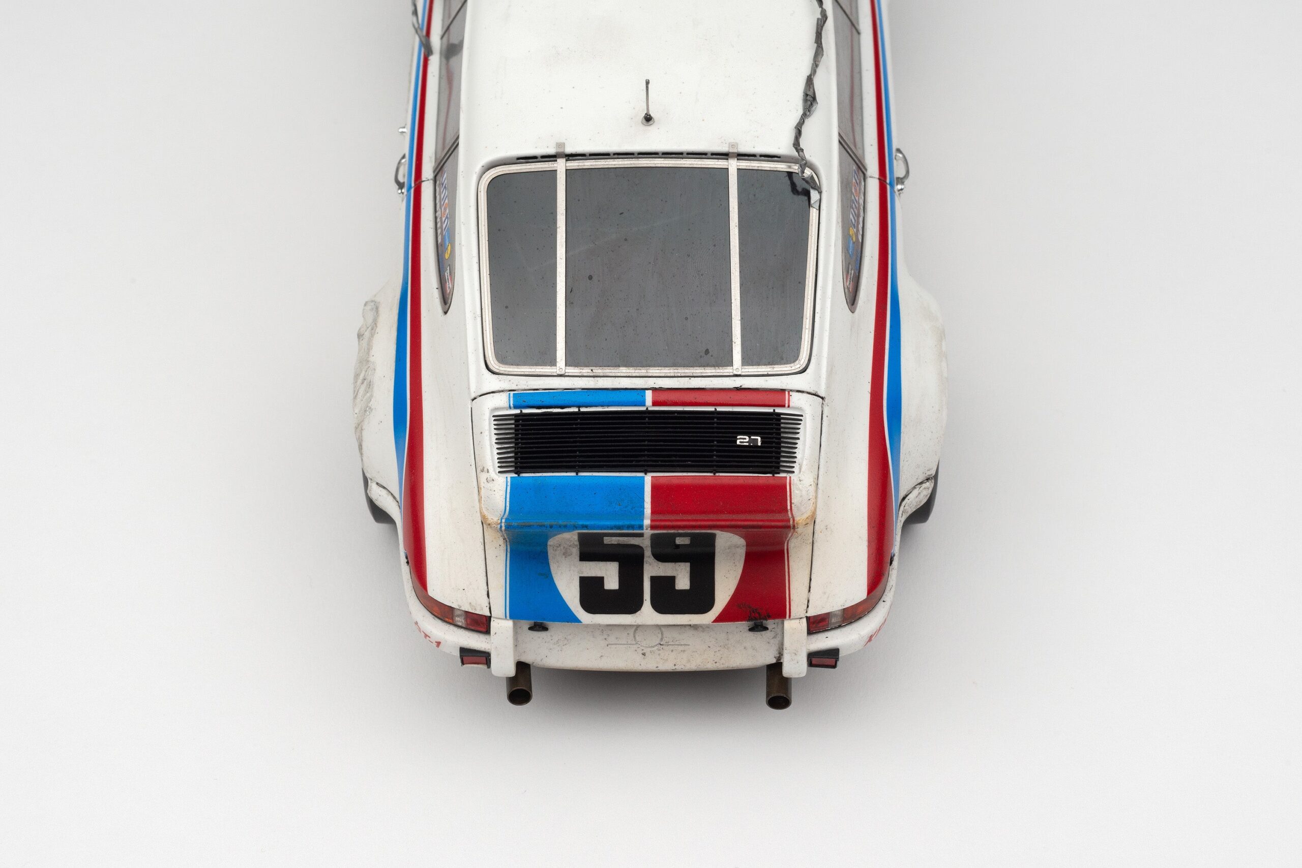Amalgam Porsche 911 RSR 2.8 1973 Daytona Brumos Livery Race Weathered - Weiß | 1:18 – Bild 10