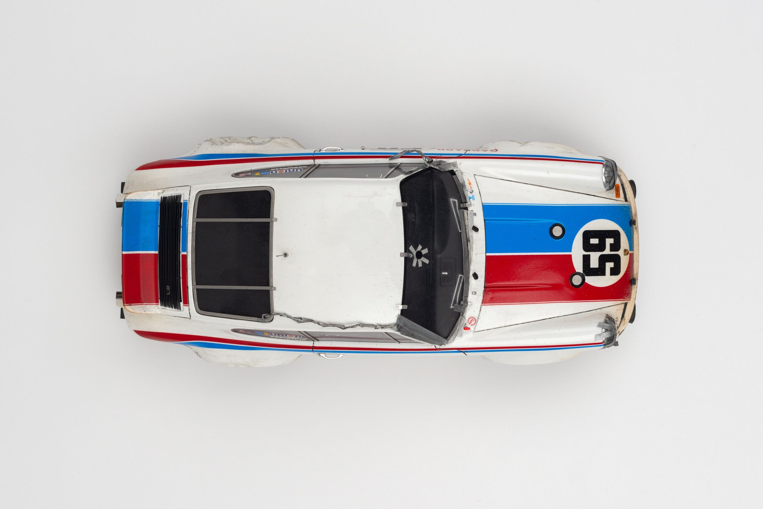 Amalgam Porsche 911 RSR 2.8 1973 Daytona Brumos Livery Race Weathered - Weiß | 1:18 – Bild 18
