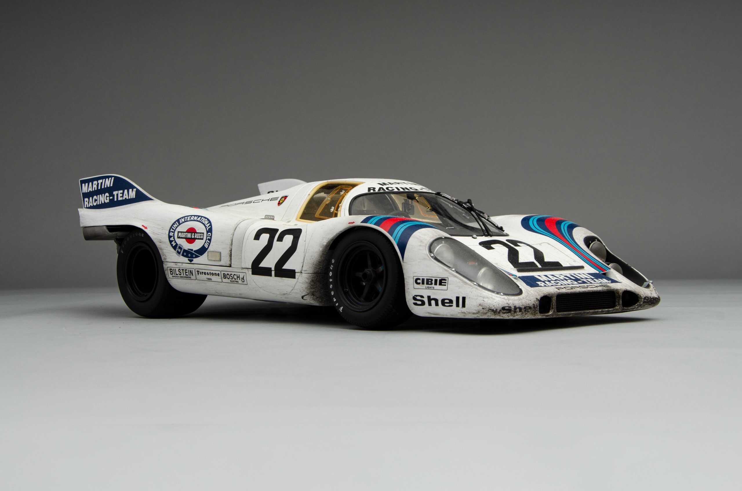 Amalgam Porsche 917 KH 1971 Le Mans Sieger Martini Livery Race Weathered | 1:8