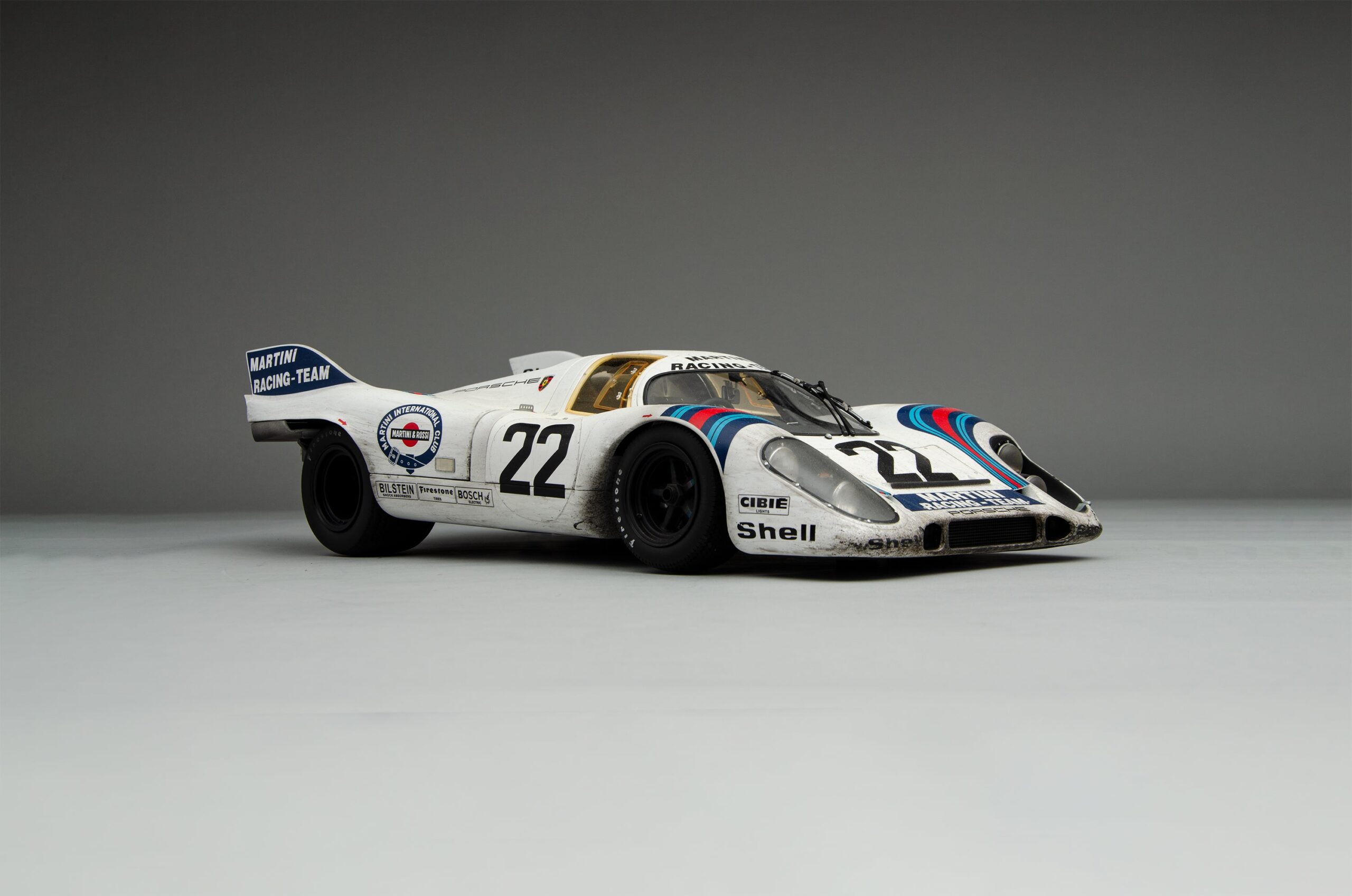 Amalgam Porsche 917 KH 1971 Le Mans Sieger Martini Livery Race Weathered | 1:8 – Bild 2