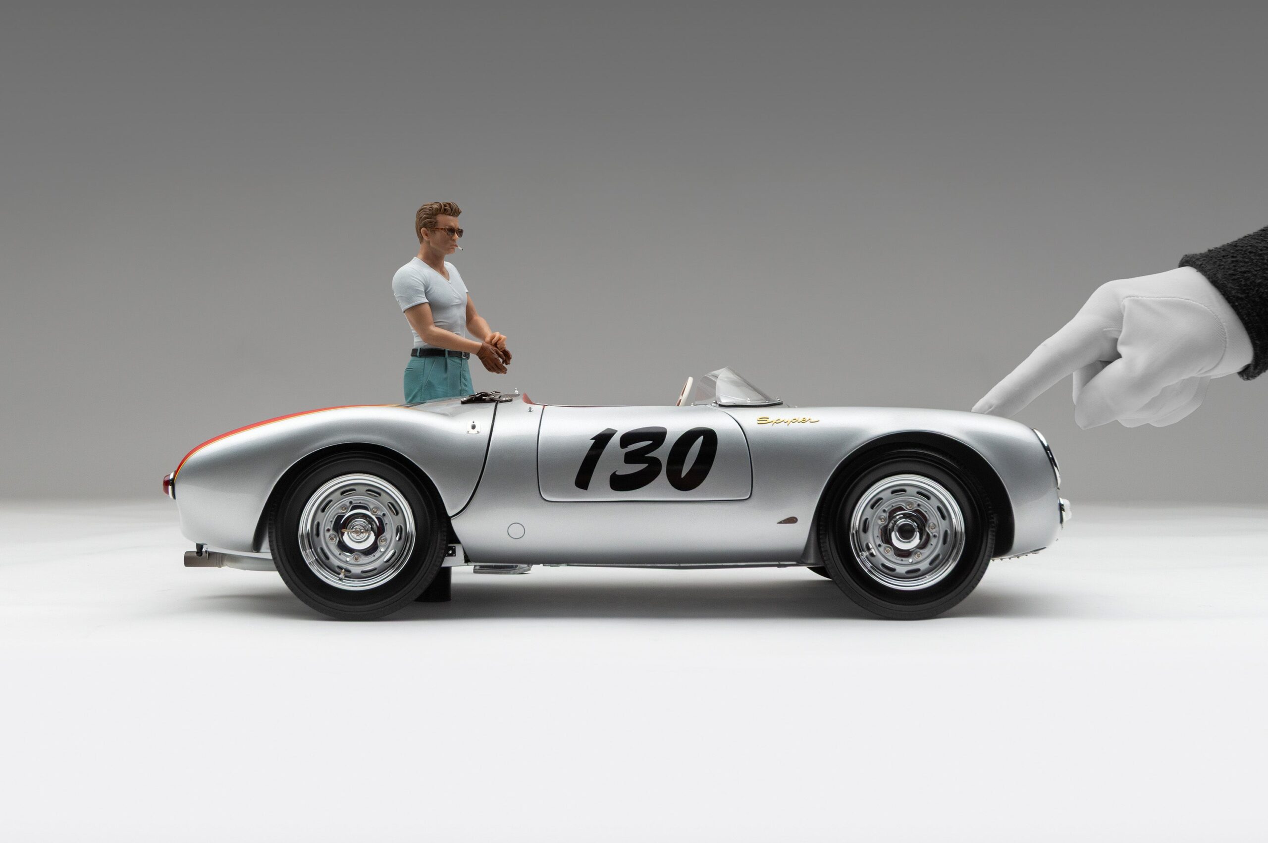 Amalgam Porsche 550 RS Spyder 'Little Bastard' (1955) James Dean Figure Edition - Silber | 1:8 - Image 4