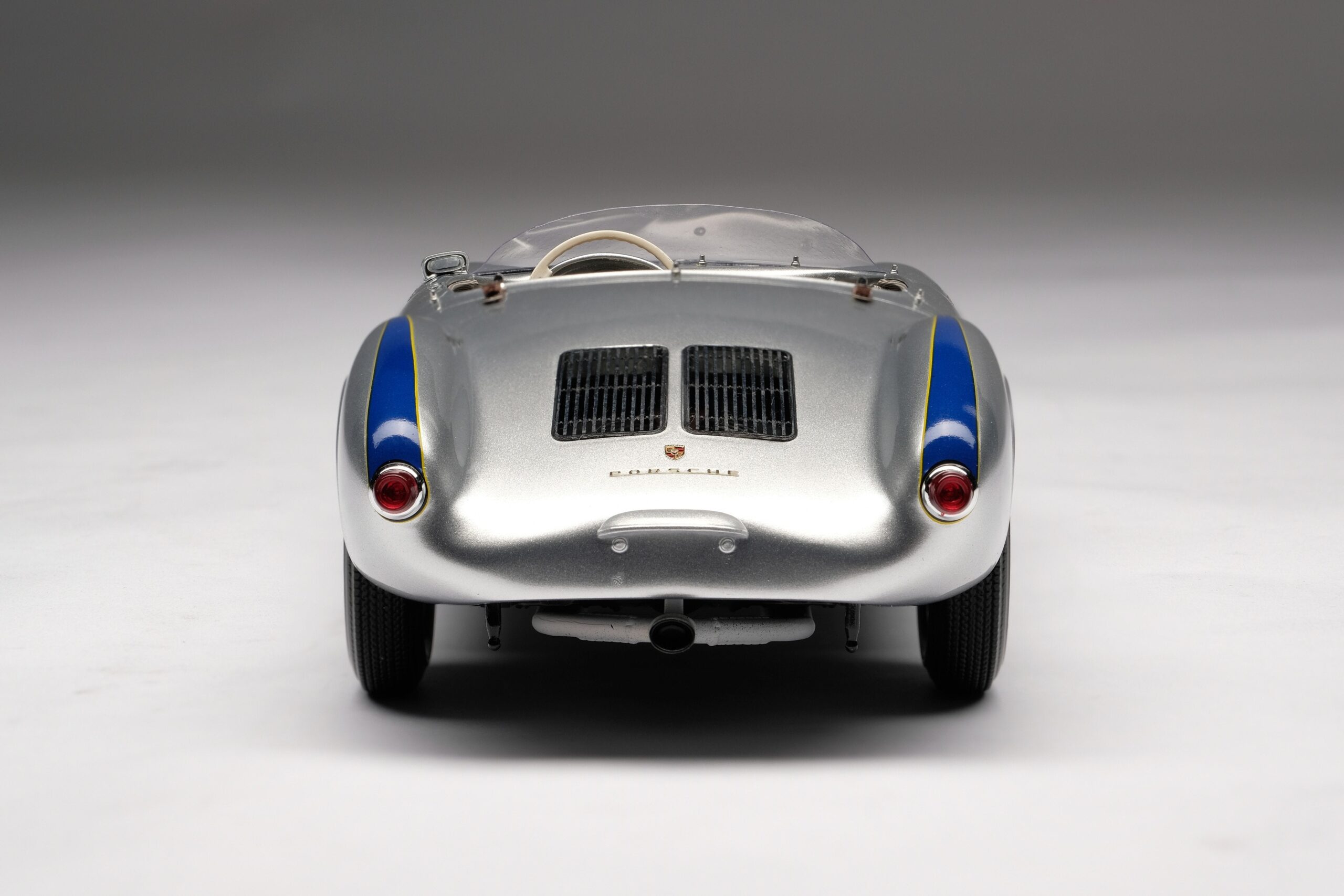 Amalgam Porsche 550 RS Spyder - Silber | 1:18 - Image 6