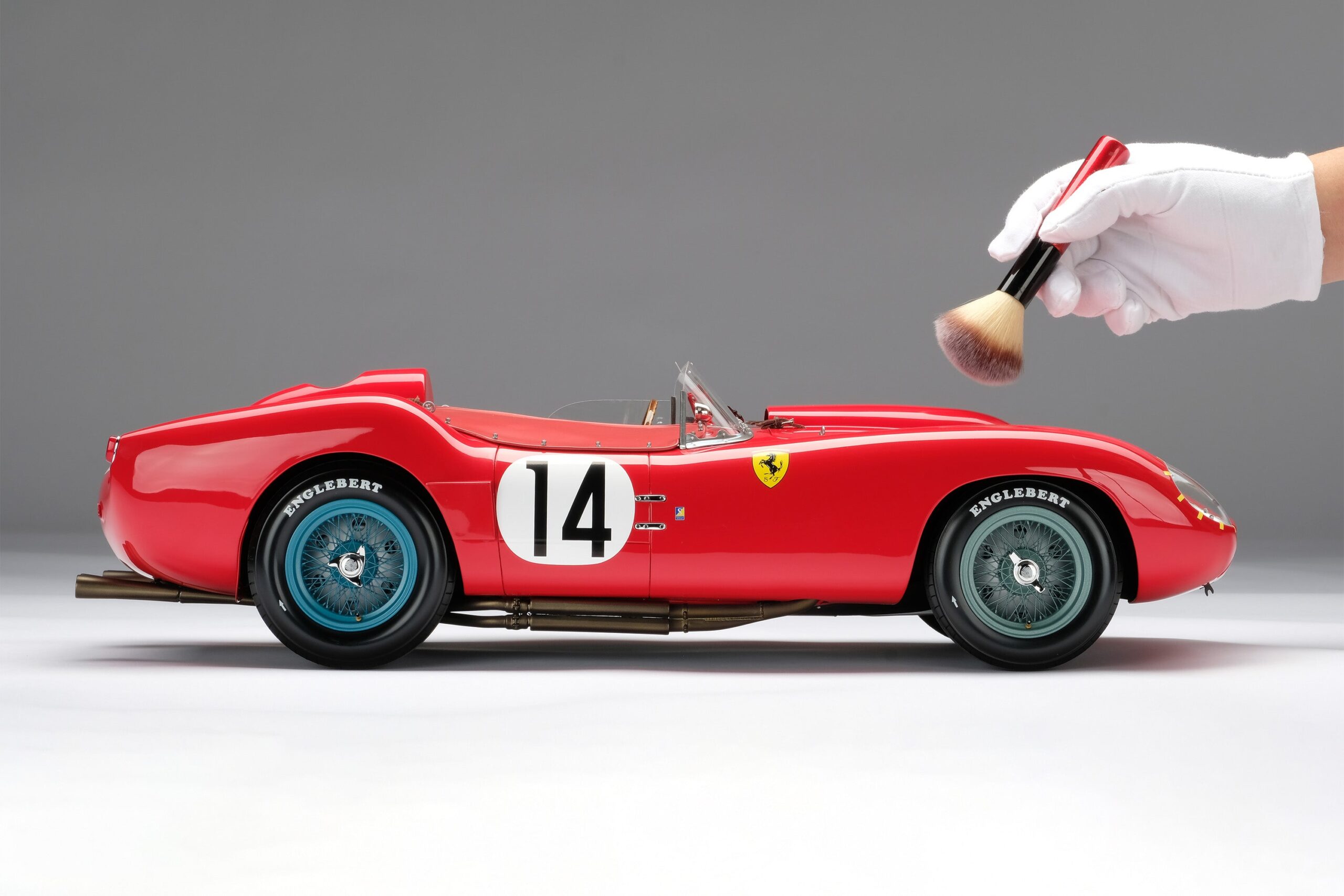 Amalgam Ferrari 250 TR 1958 Le Mans Winner - Grün | 1:8 – Bild 3