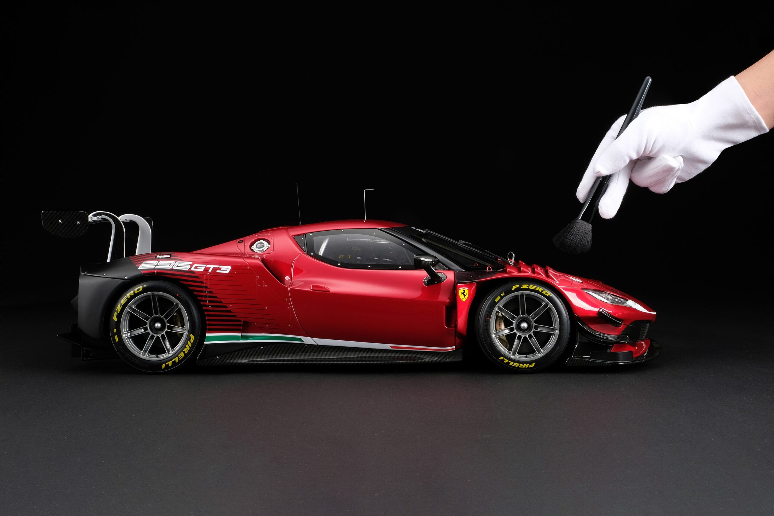 Amalgam Ferrari 296 GT3 | 1:8 - Image 3