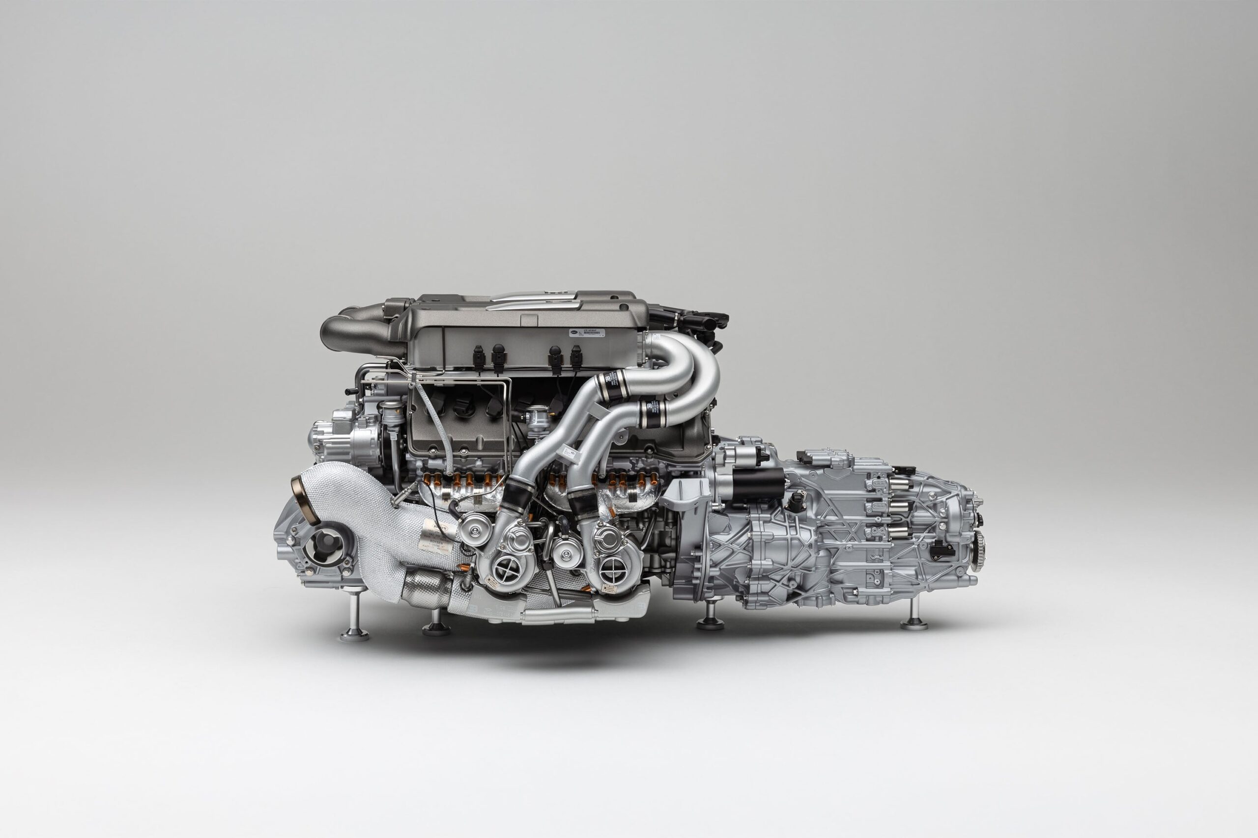Amalgam Bugatti Veyron W16 Motor und Getriebe (2005) | 1:4 - Imagen 10
