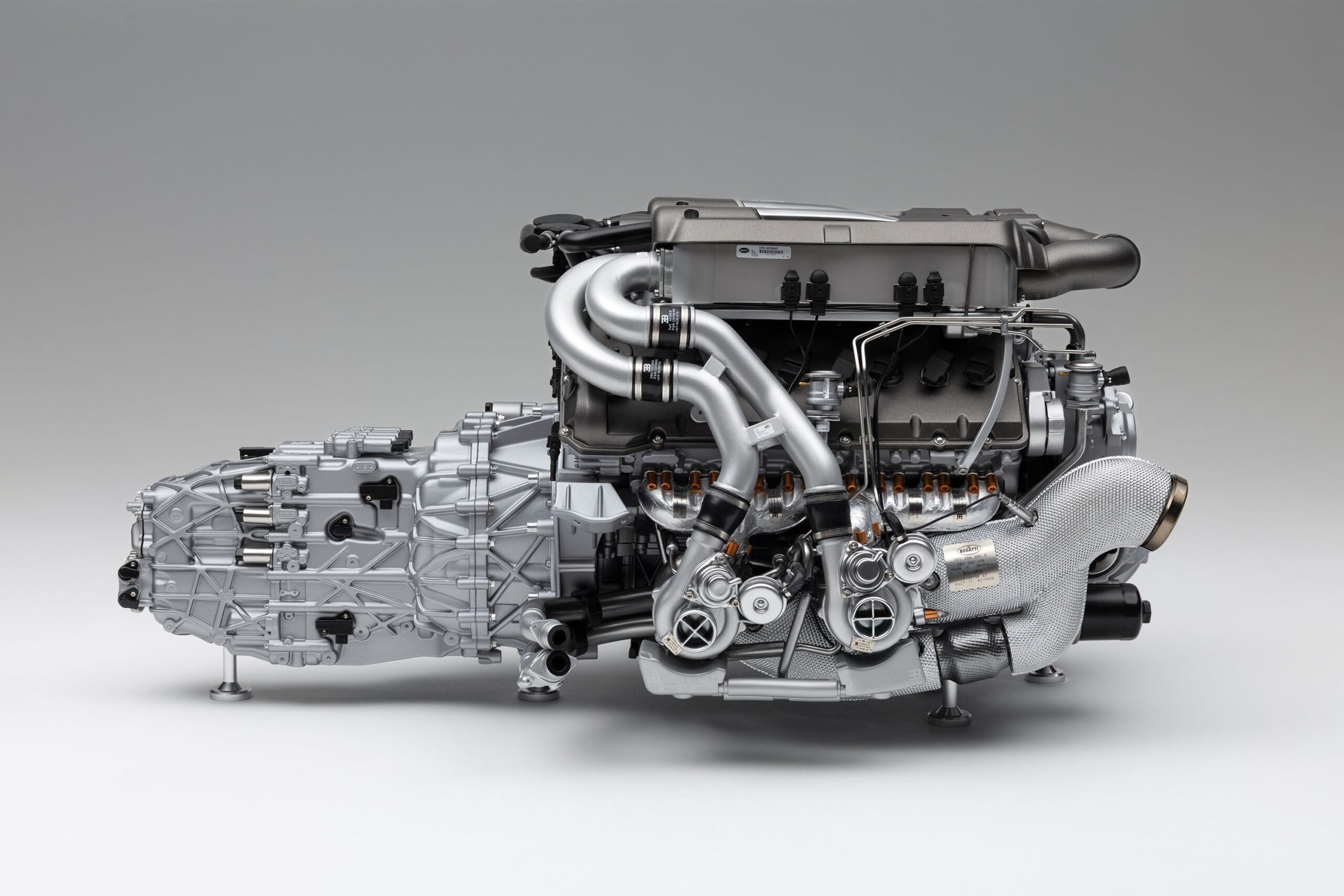 Amalgam Bugatti Veyron W16 Motor und Getriebe (2005) | 1:4 - Imagen 16