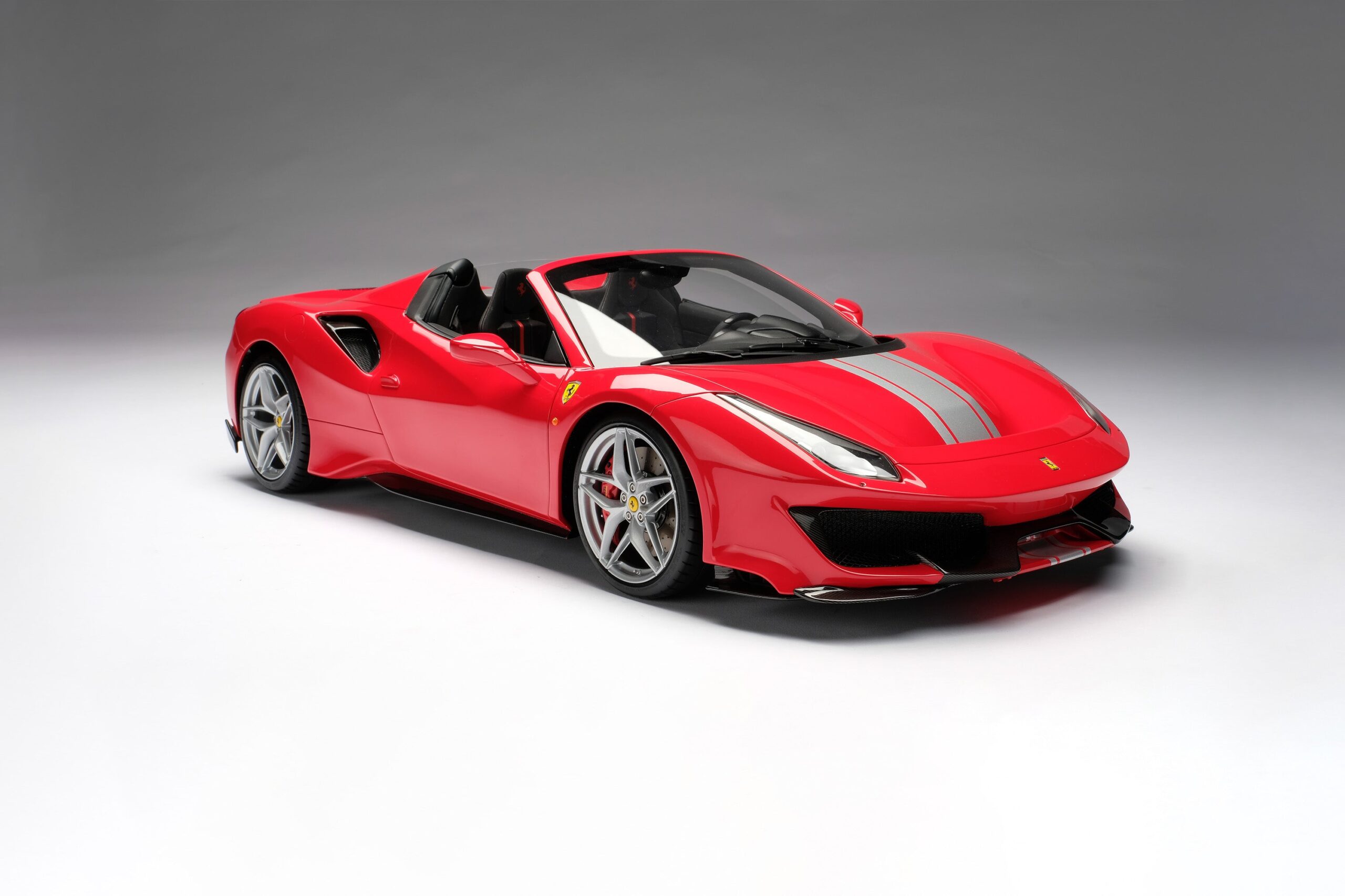 Amalgam Ferrari 488 Pista Spider (2018) - Blau | 1:8 - 画像2