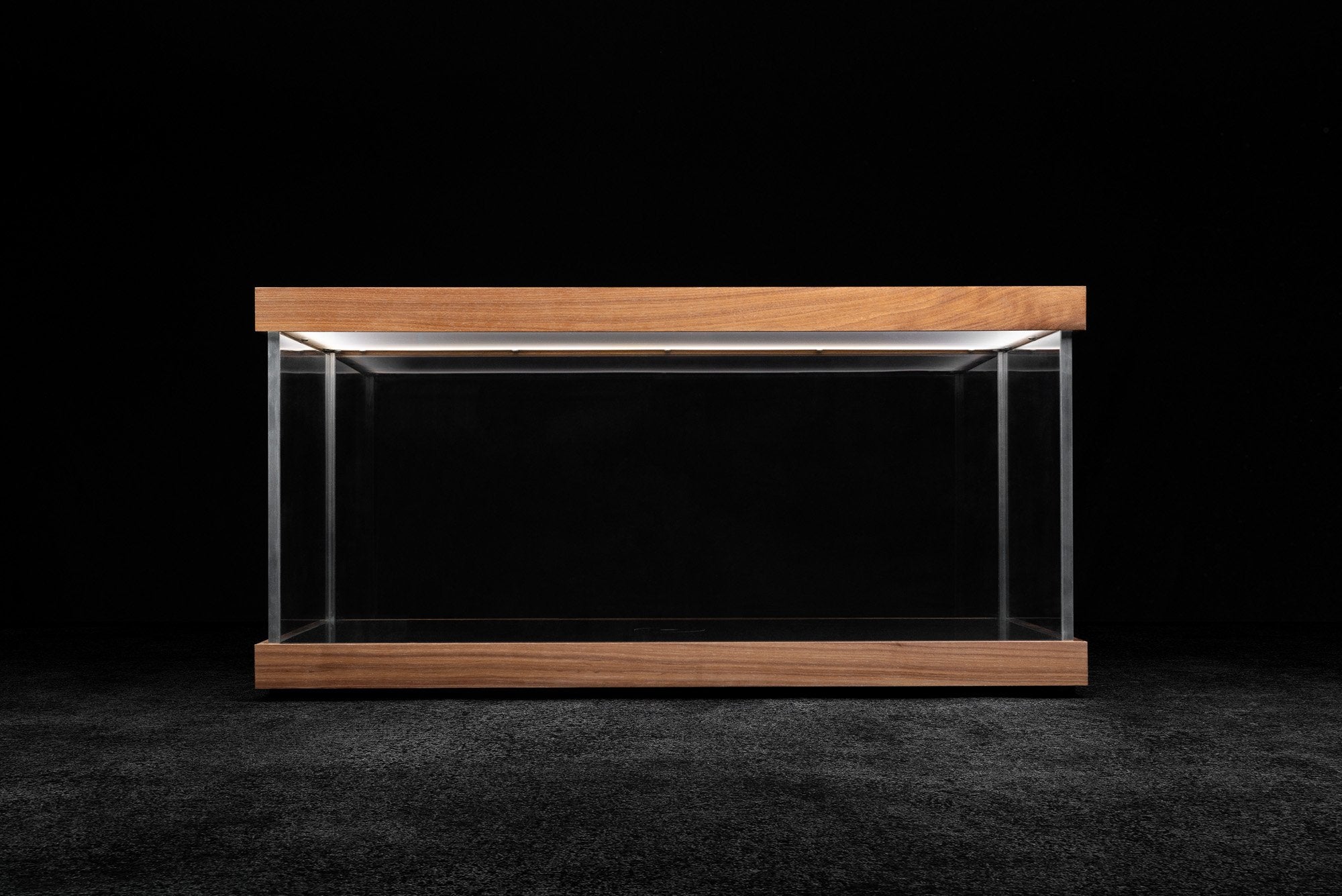 Amalgam Beleuchtete Walnuss-Vitrine | 1:8 - Image 8