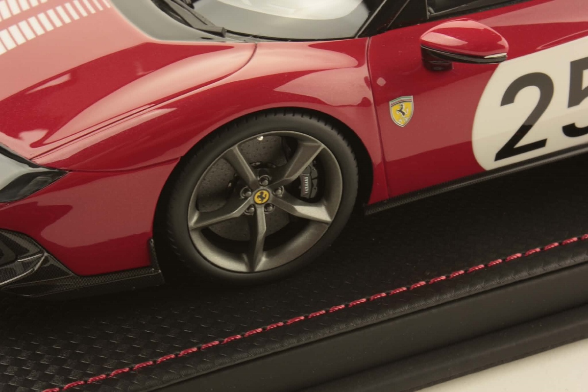 MR Collection Ferrari 849 Testarossa Assetto Fiorano - Flaming Red | 1:18 - Image 5