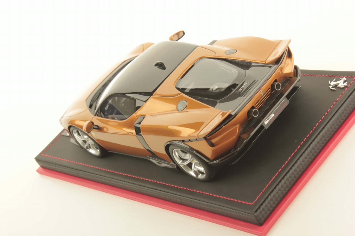 MR Collection Ferrari 849 Testarossa - Amber Yellow | 1:18 - Image 4