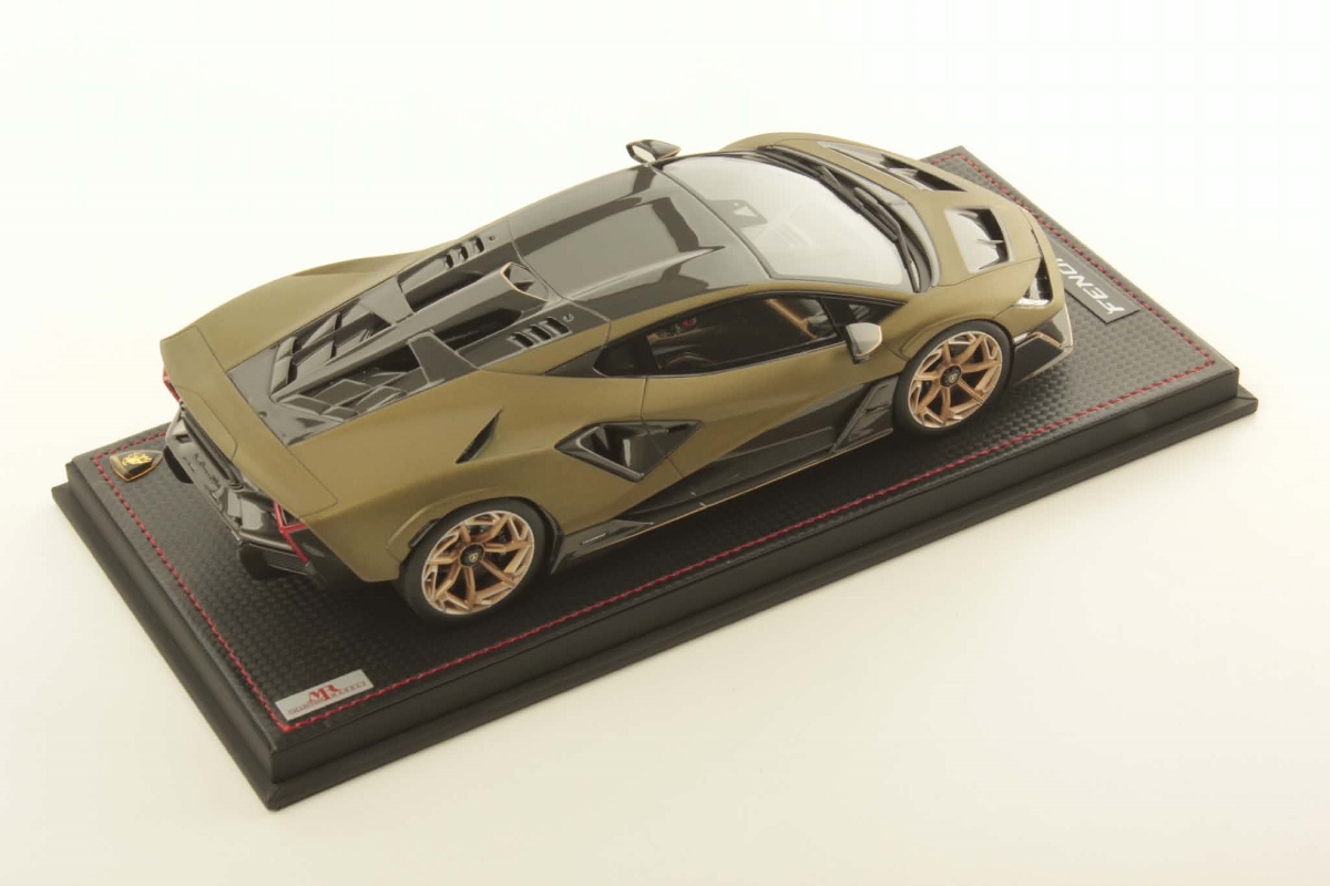 MR Collection Lamborghini Fenomeno - Matte Gea Green | 1:18 - Image 2