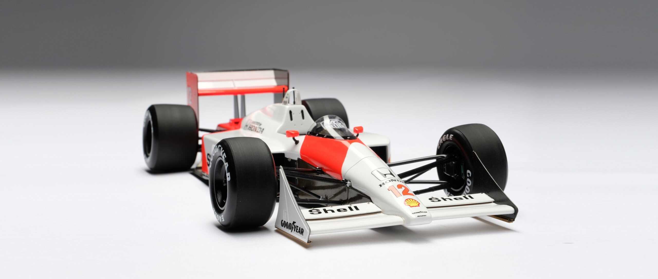 Amalgam McLaren MP4/4 1988 Japanese GP Ayrton Senna - Weiß / Rot | 1:18 - Image 2