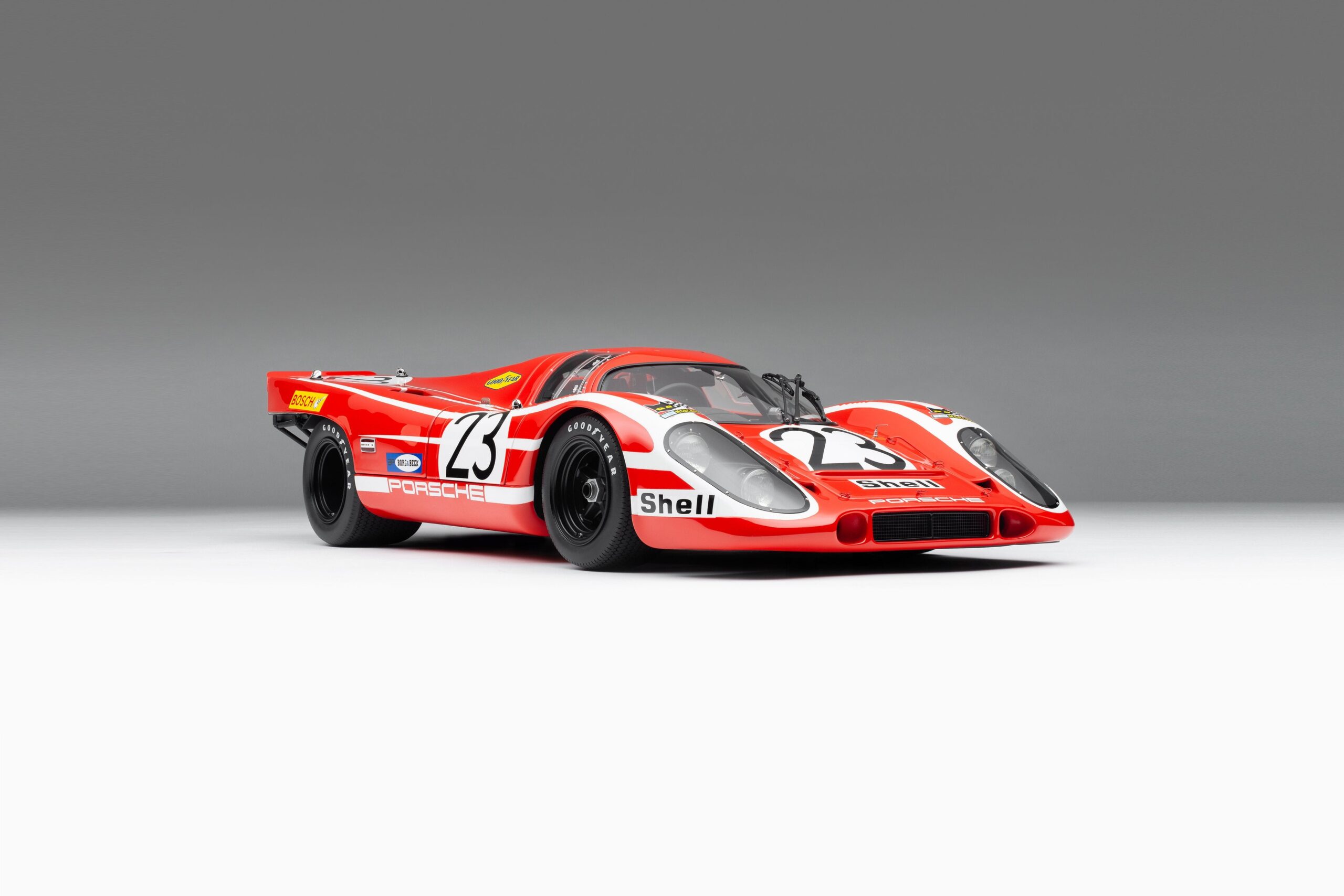 Amalgam Porsche 917K 1970 Le Mans Winner Salzburg Livery - Rot | 1:8 - Image 2