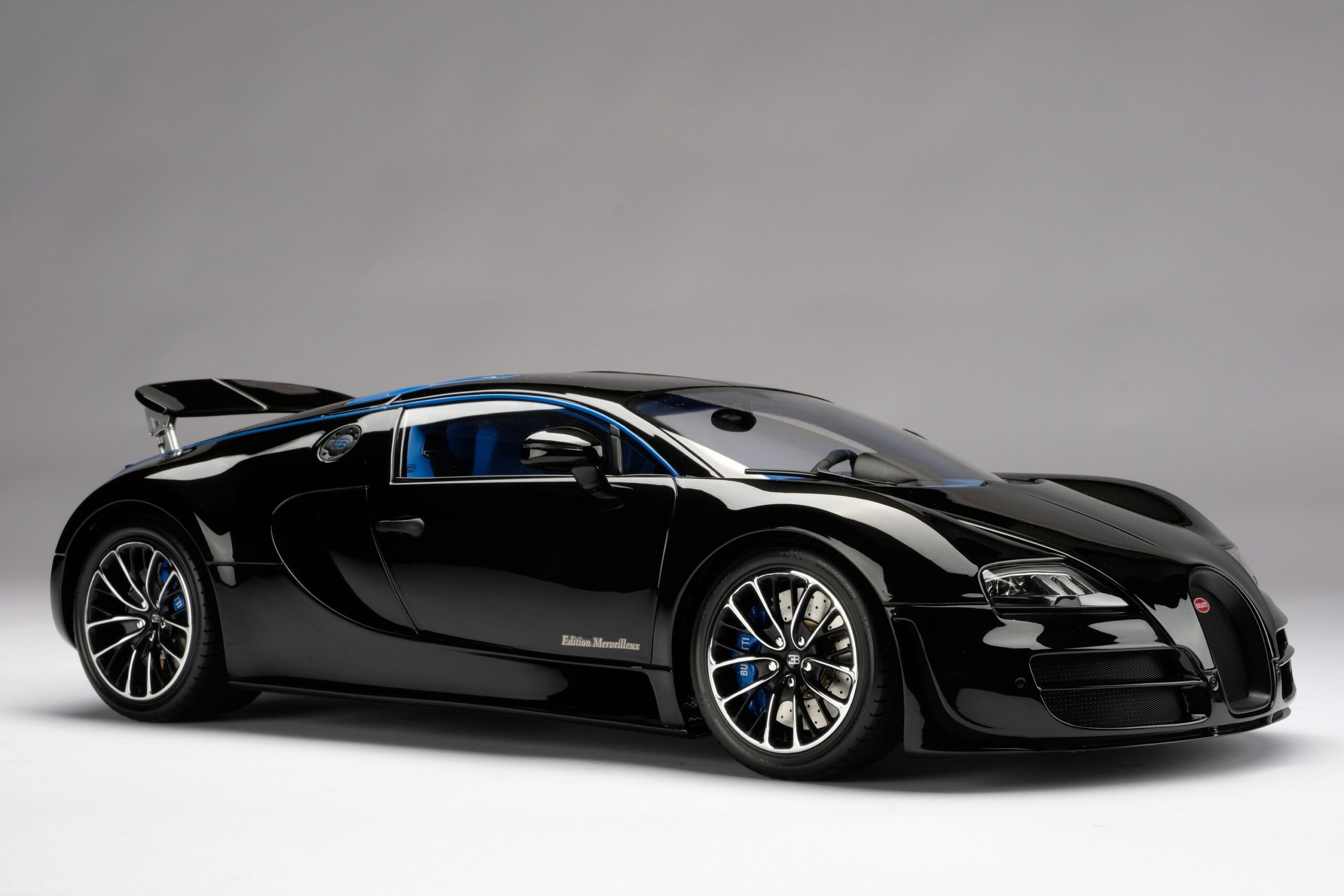 Amalgam Bugatti Veyron Tailor Made | 1:8 - Image 55