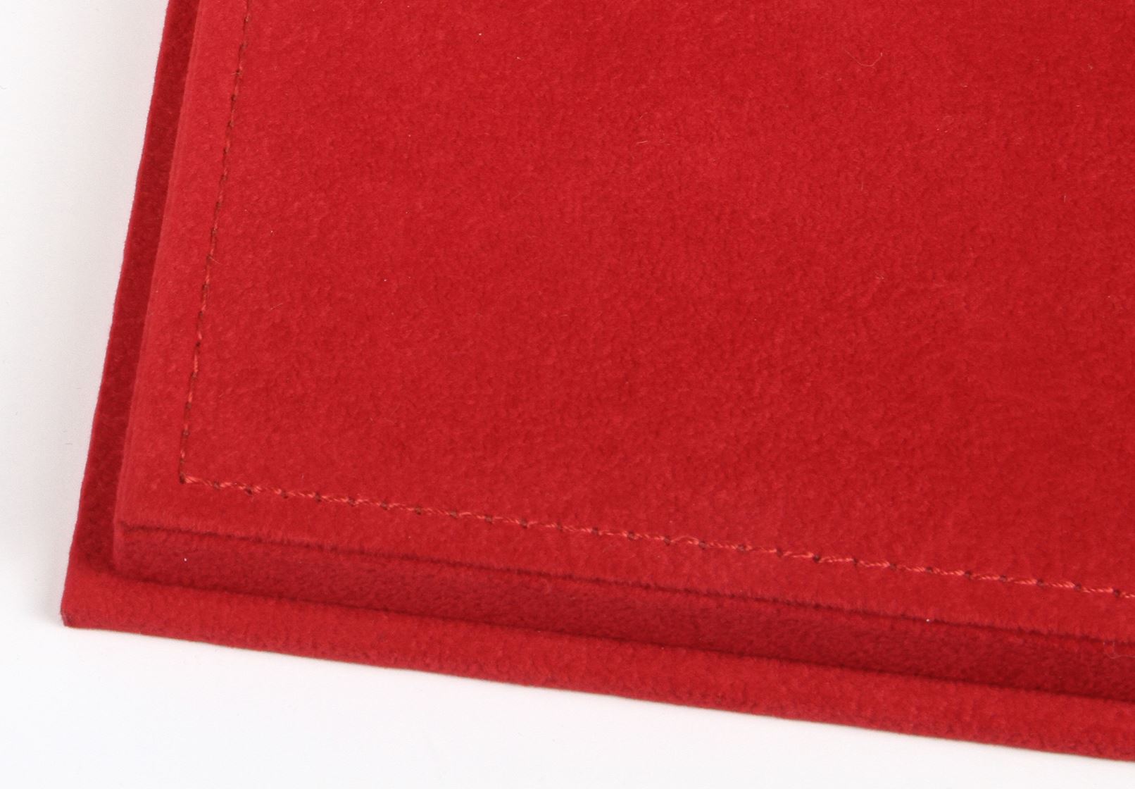 BBR Vetrina Display Case Alcantara Base - Red | 1:18 - Image 4