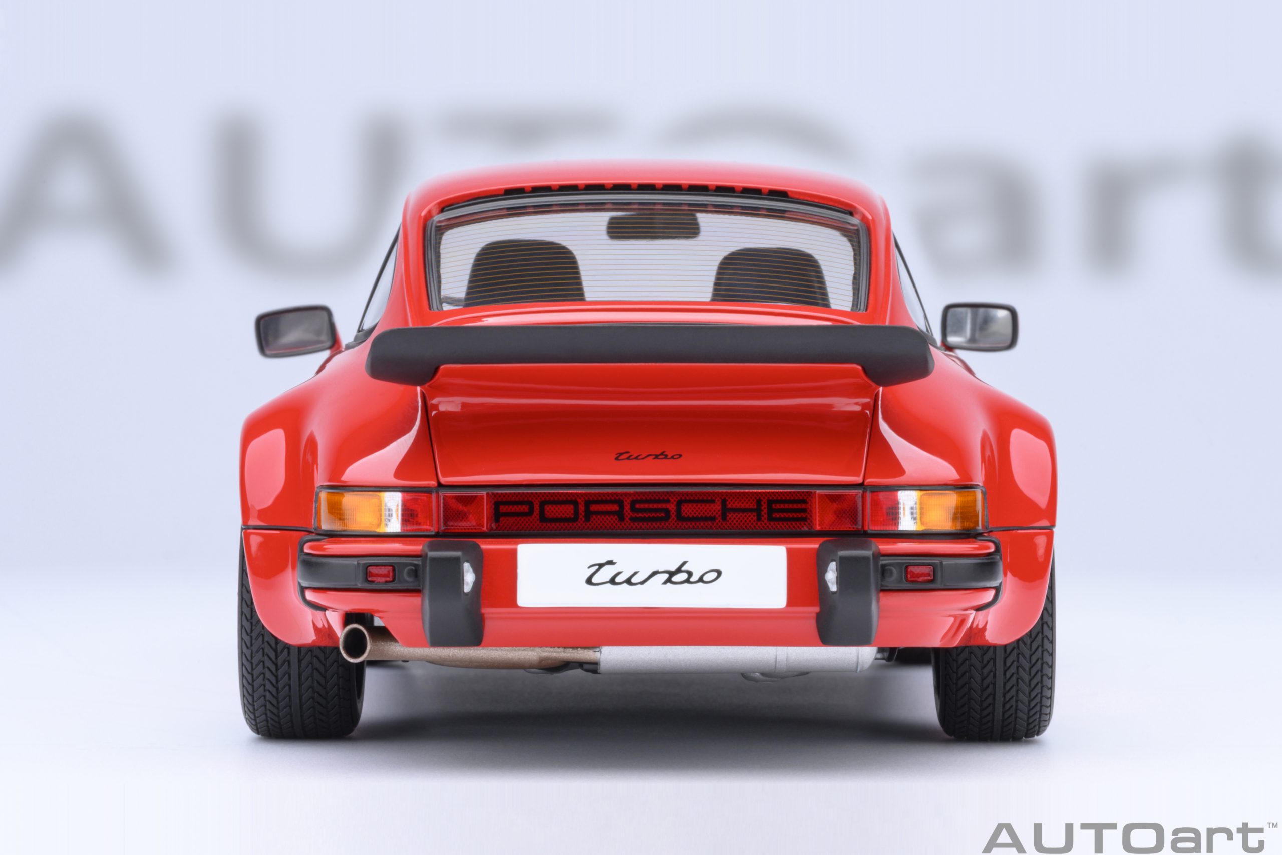 AUTOart Porsche 911 Turbo 3.0 (930) 1:18 - Guards Red – Bild 6