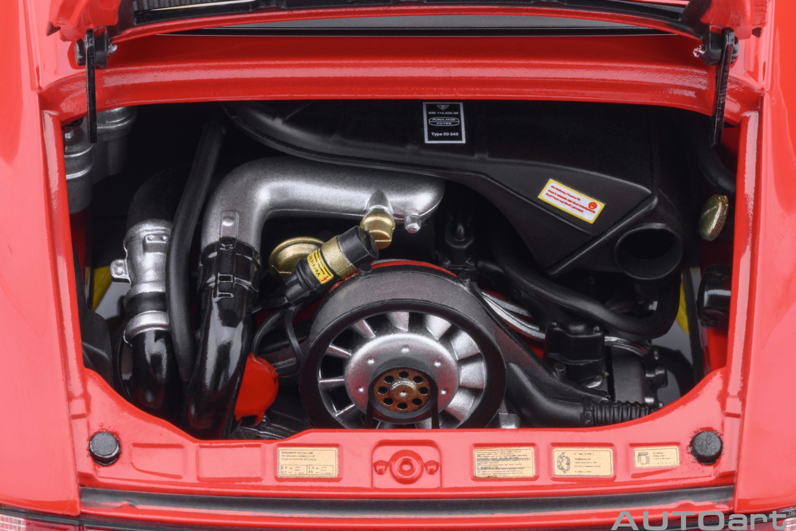AUTOart Porsche 911 Turbo 3.0 (930) 1:18 - Guards Red – Bild 13