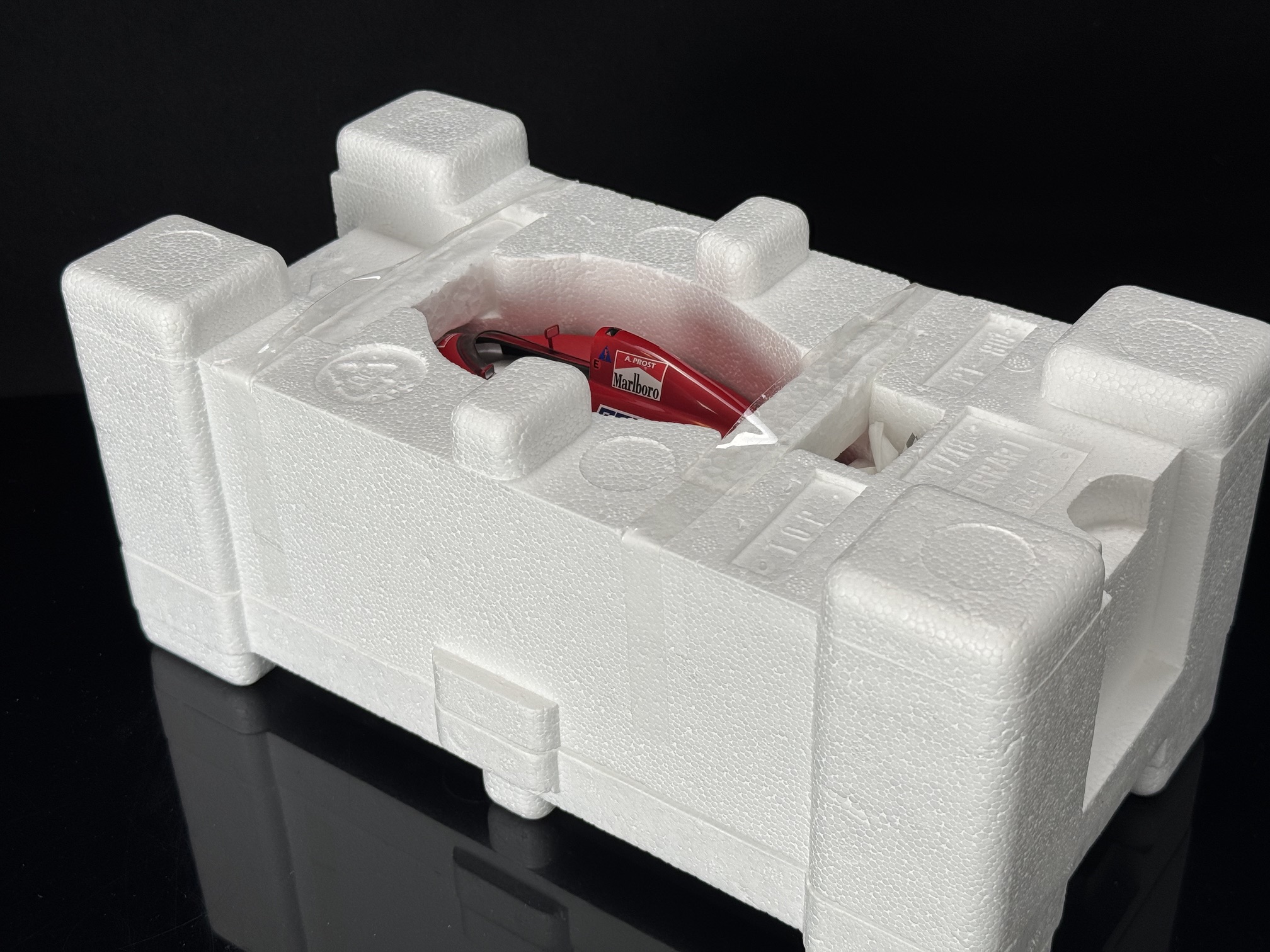 Exoto Ferrari F1 641/2 GPC97101 Sieger Prost Mexiko 1990 | 1:18 – Bild 8