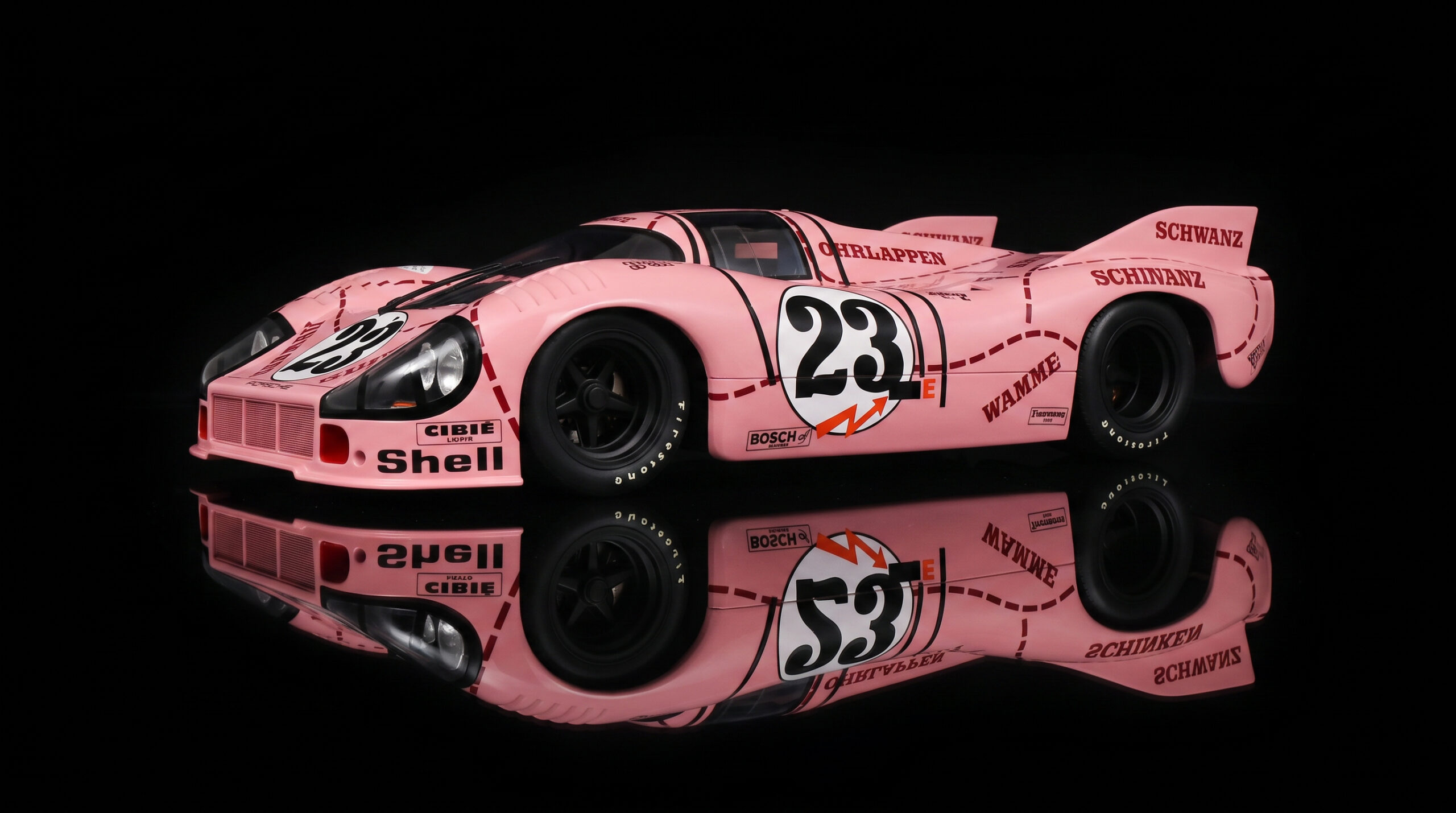 GT Spirit Porsche 917/20 Pink Pig Le Mans 24 Hours - 1/8